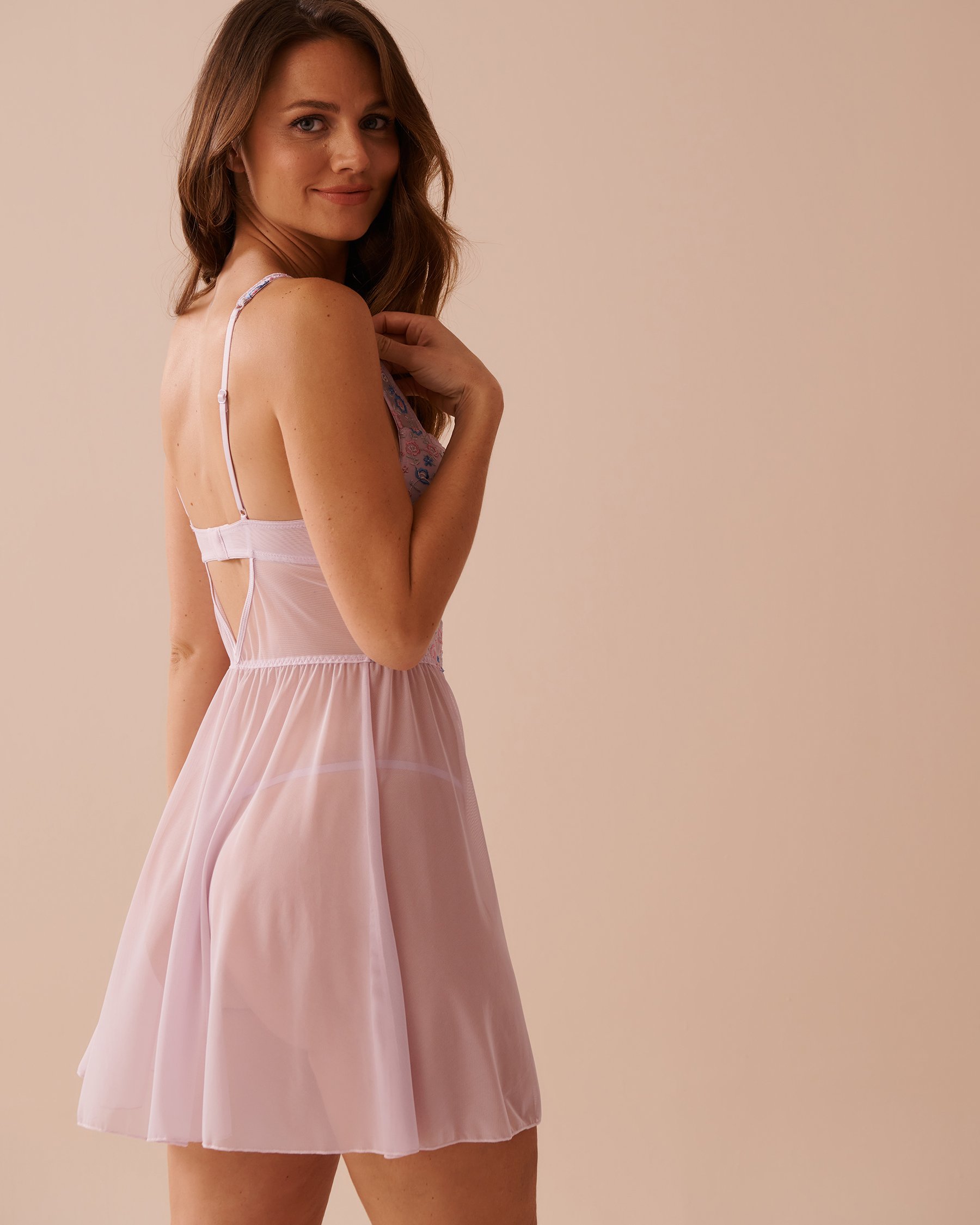 LA VIE EN ROSE Floral Embroidered Mesh and Lace-up Detail Push-up Nightie Lavender 60500175 - View2