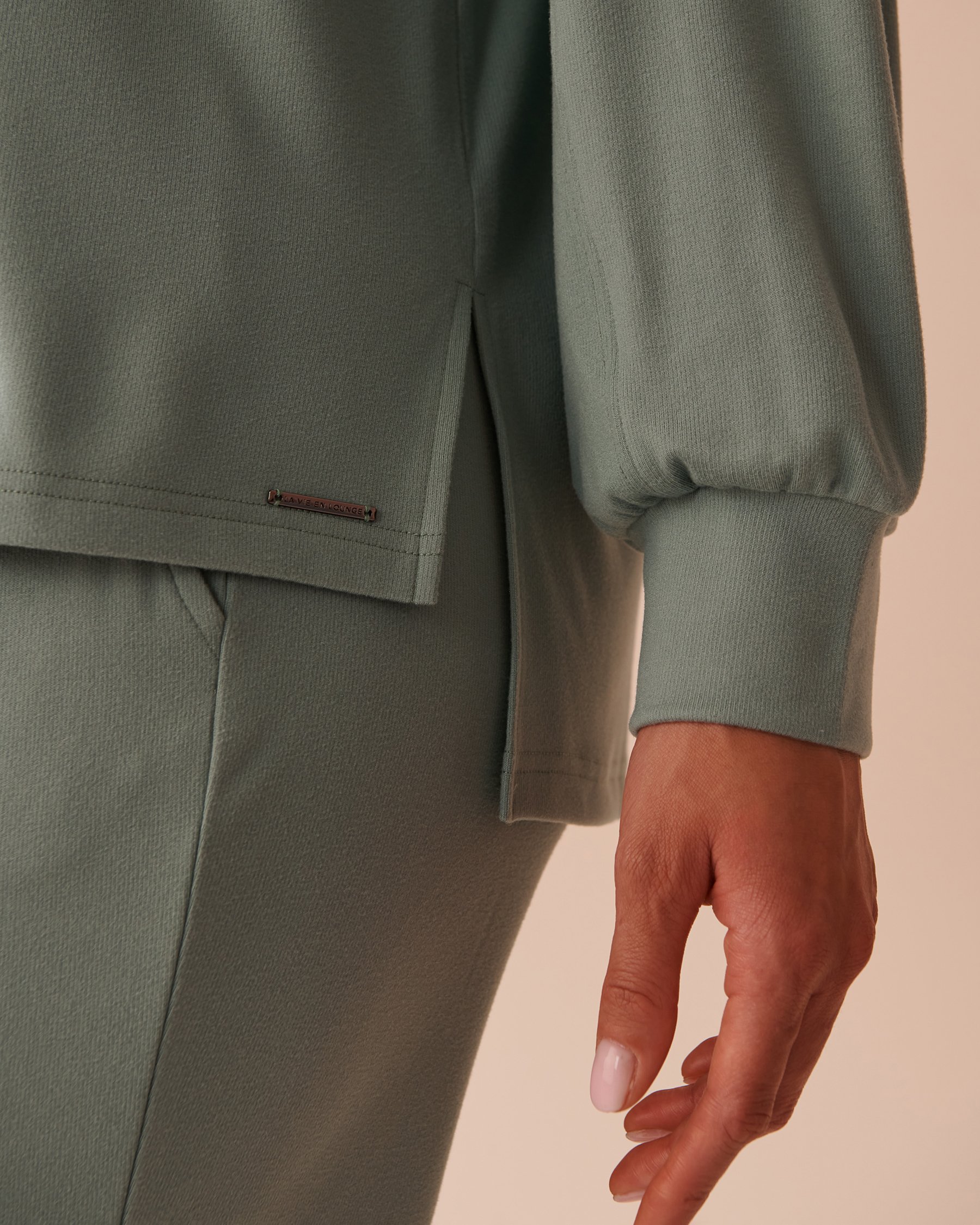 LA VIE EN ROSE Chandail manches longues légèrement côtelé Vert olive 50100099 - View3