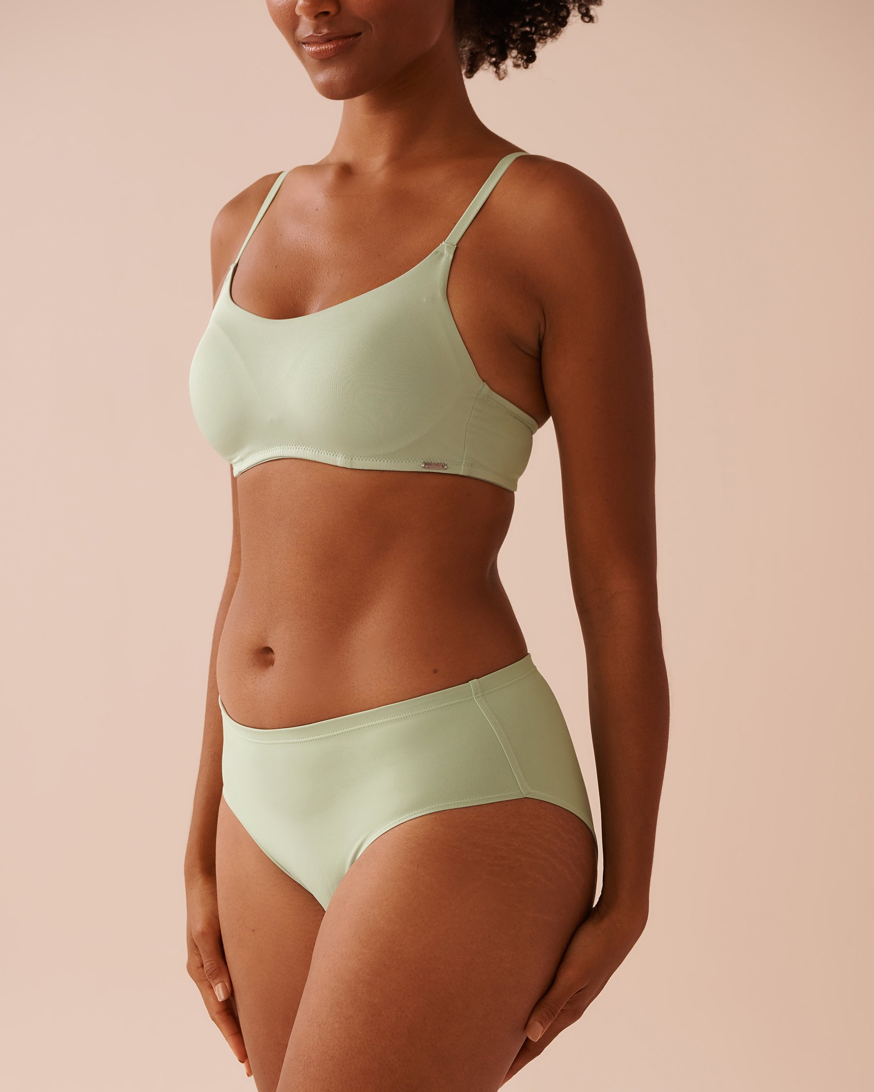 LA VIE EN ROSE Culotte menstruelle coupe aux hanches absorption super Vert glacé 20400015 - Voir1