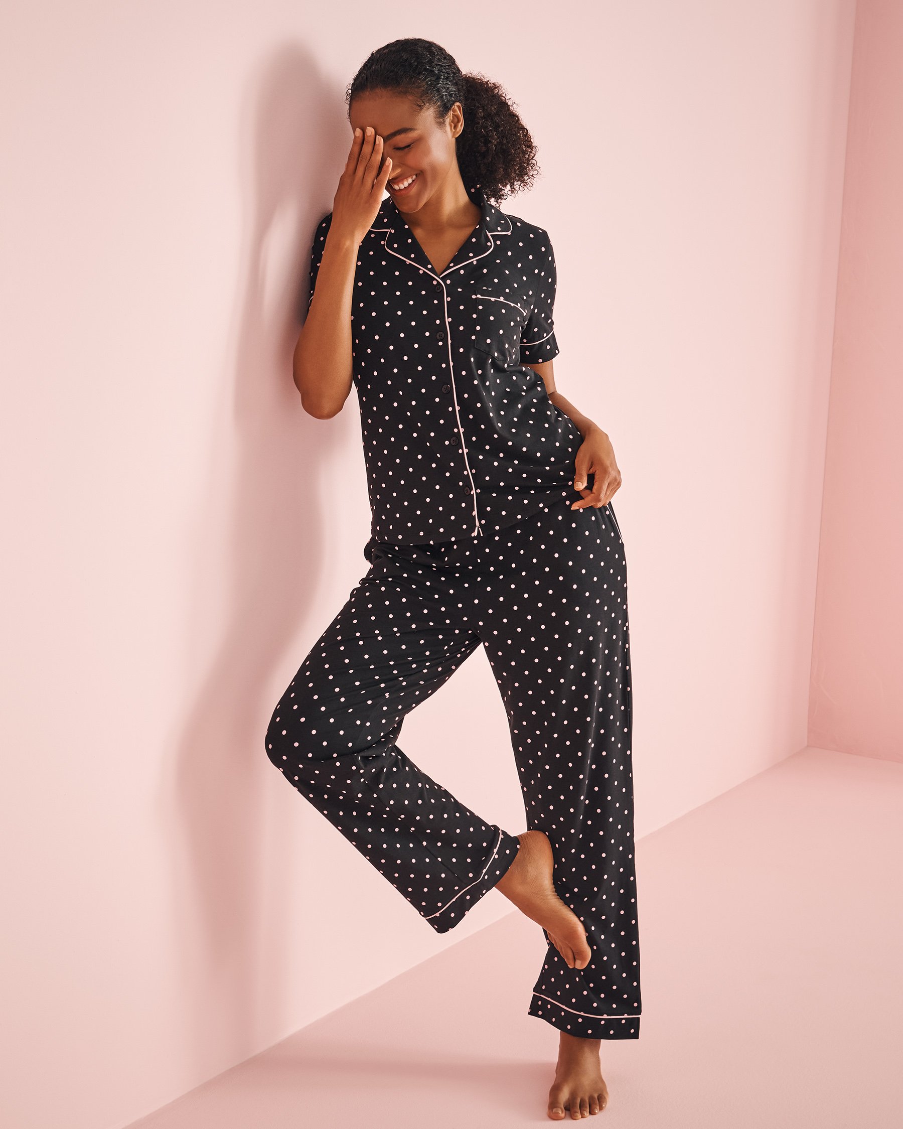LA VIE EN ROSE Pantalon de pyjama en coton Noir à pois roses 40200664 - Voir1