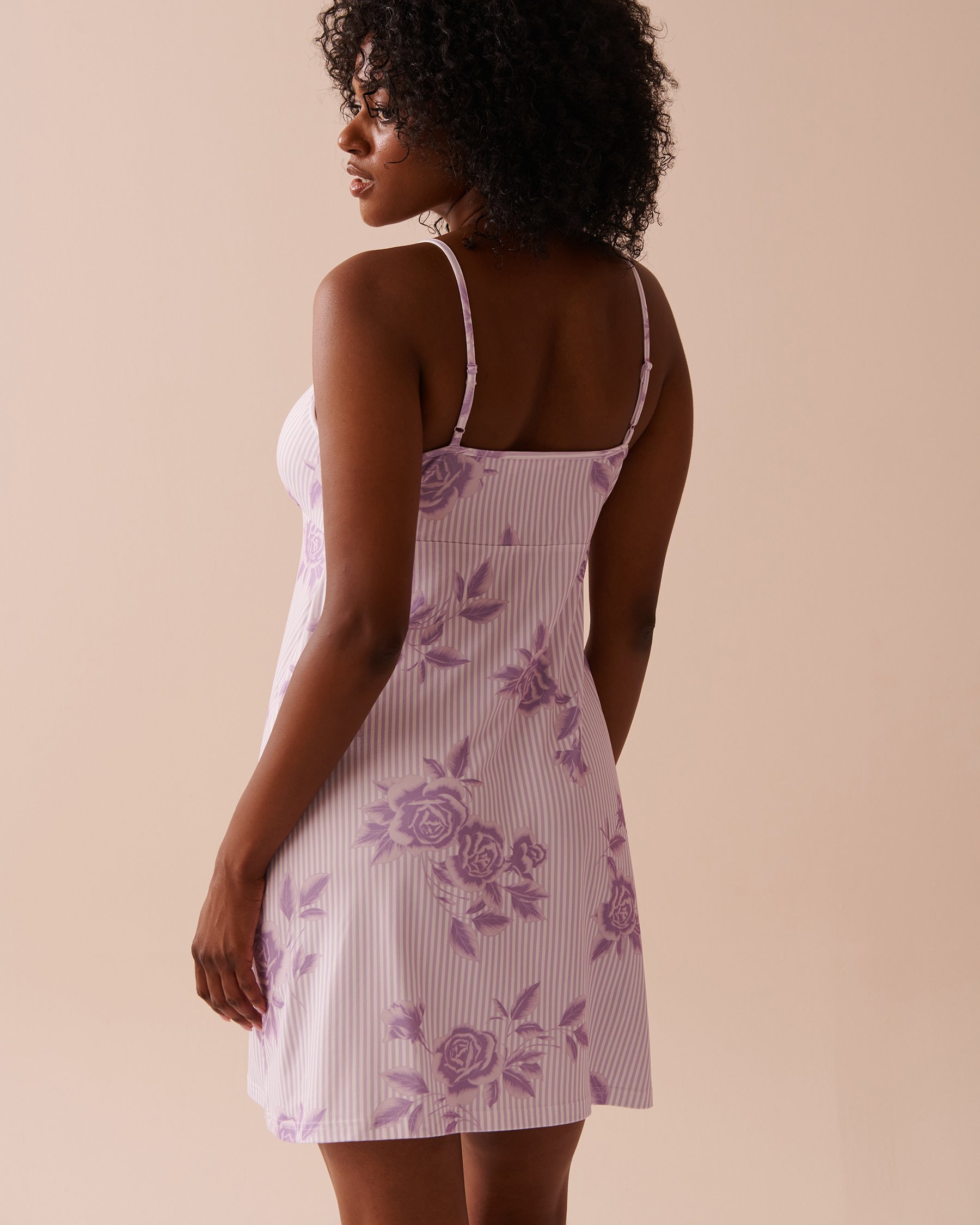 LA VIE EN ROSE Lilac Rose Print Super Soft Nightie Lilac Rose 40500405 - View2