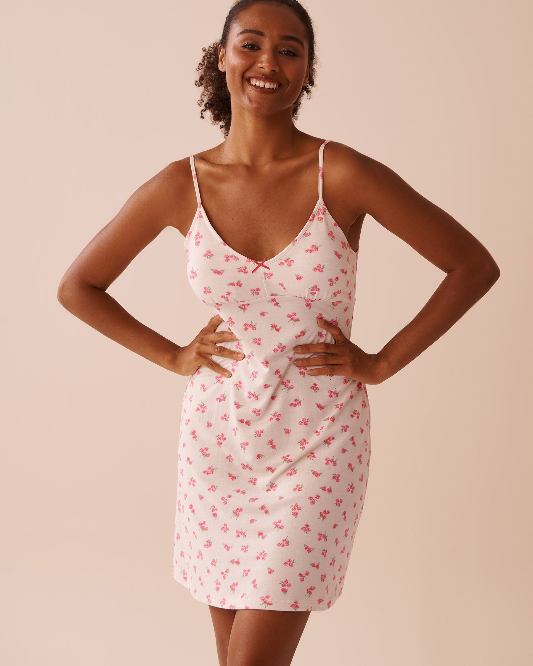 LA VIE EN ROSE Nuisette ultra douce imprimé rose Avoine/Roses 40500408 - Voir1