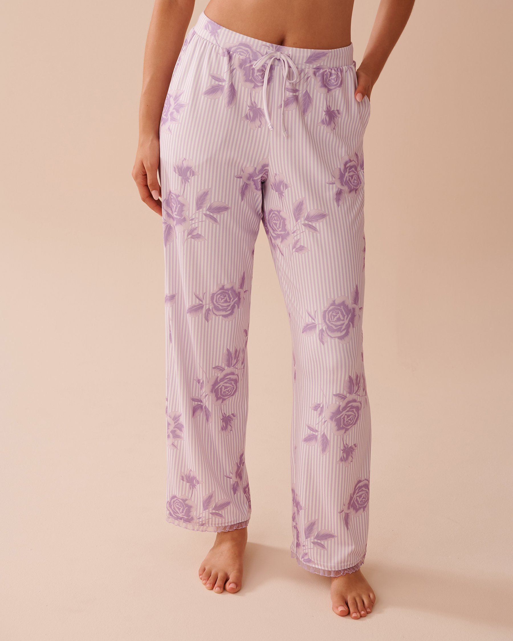 LA VIE EN ROSE Pantalon de pyjama ultra doux imprimé rose lilas Lilas et roses 40200669 - View1