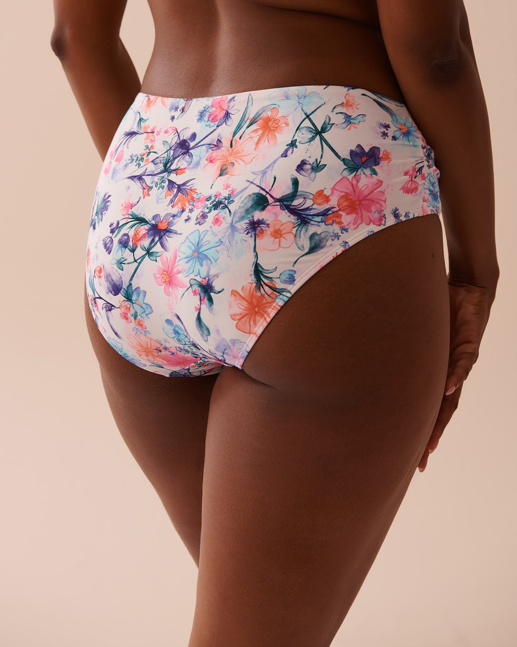 LA VIE EN ROSE AQUA Bas de bikini taille mi-haute WATERCOLOUR Fleurs en aquarelle 70300642 - Voir2