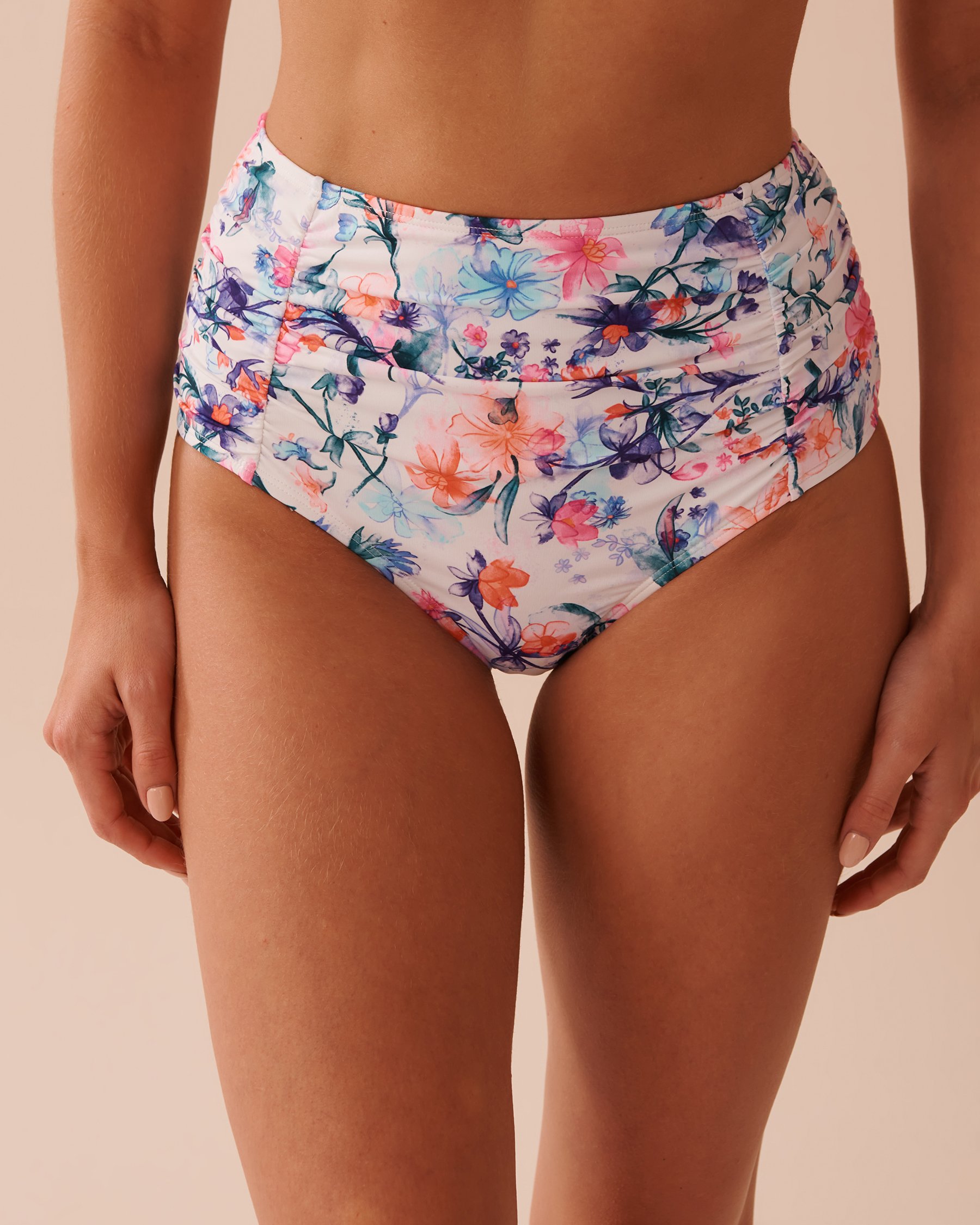 LA VIE EN ROSE AQUA Bas de bikini taille haute plissée WATERCOLOUR Fleurs en aquarelle 70300643 - Voir1