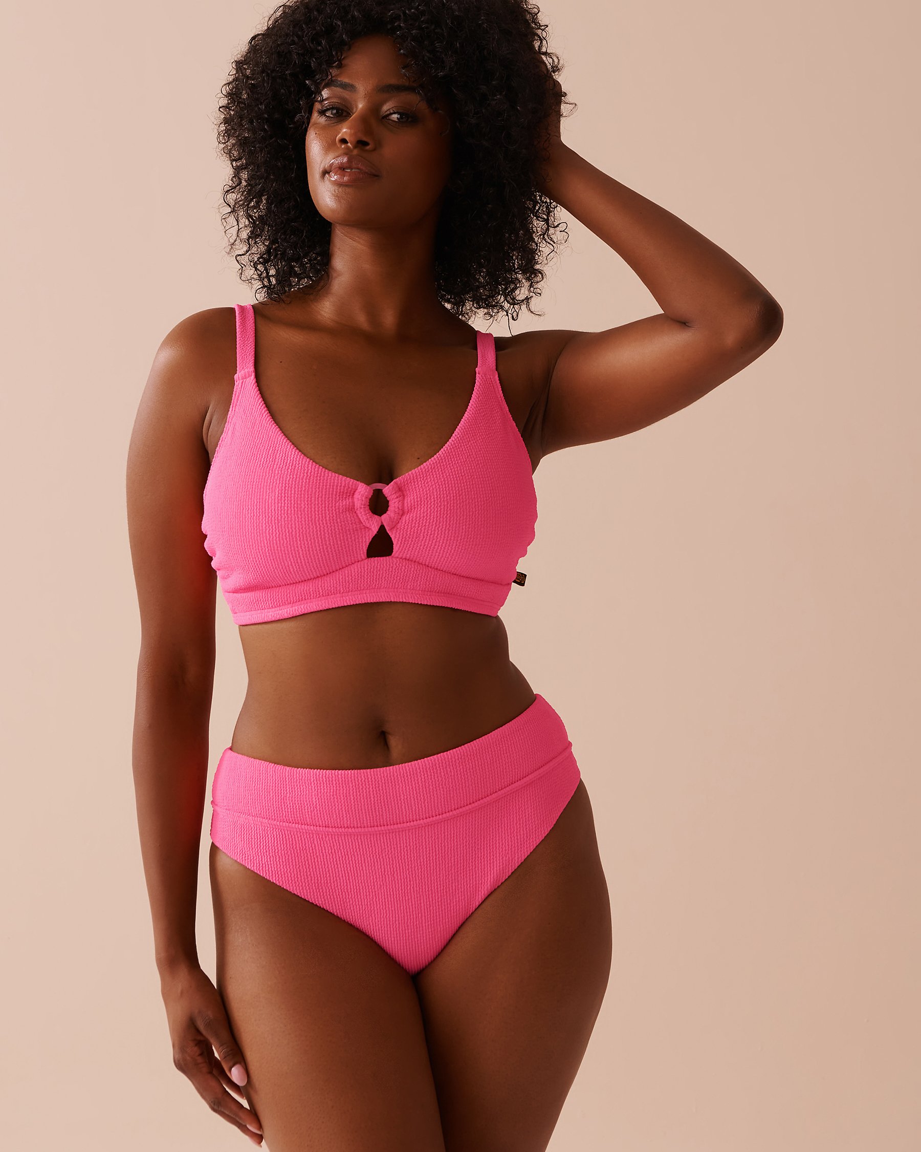 LA VIE EN ROSE AQUA PINK POP Textured Mid Waist Brazilian Bikini Bottom Pink Pop 70300648 - View3