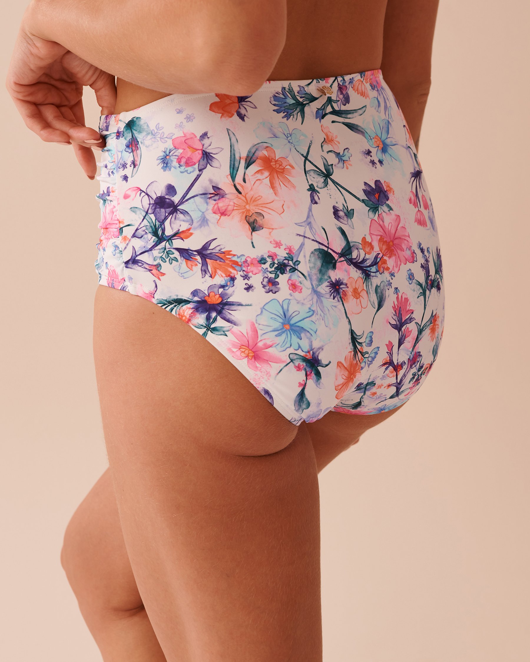 LA VIE EN ROSE AQUA WATERCOLOR Shirred High Waist Bikini Bottom Watercolor Flowers 70300643 - View2