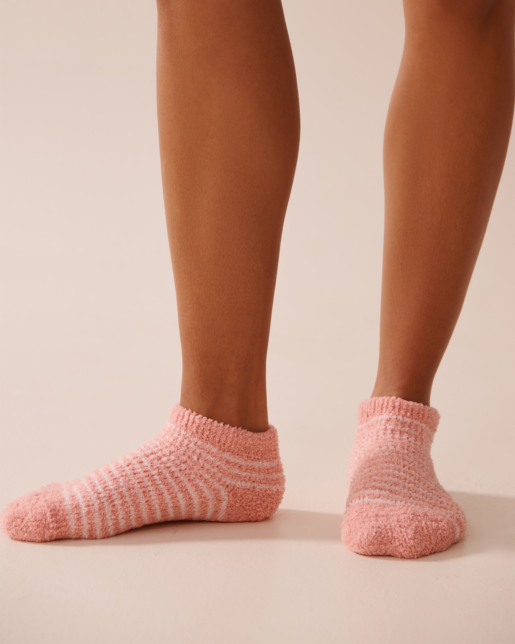 LA VIE EN ROSE Bas rayés en peluche douce Rayures rose pêche 40700381 - Voir1