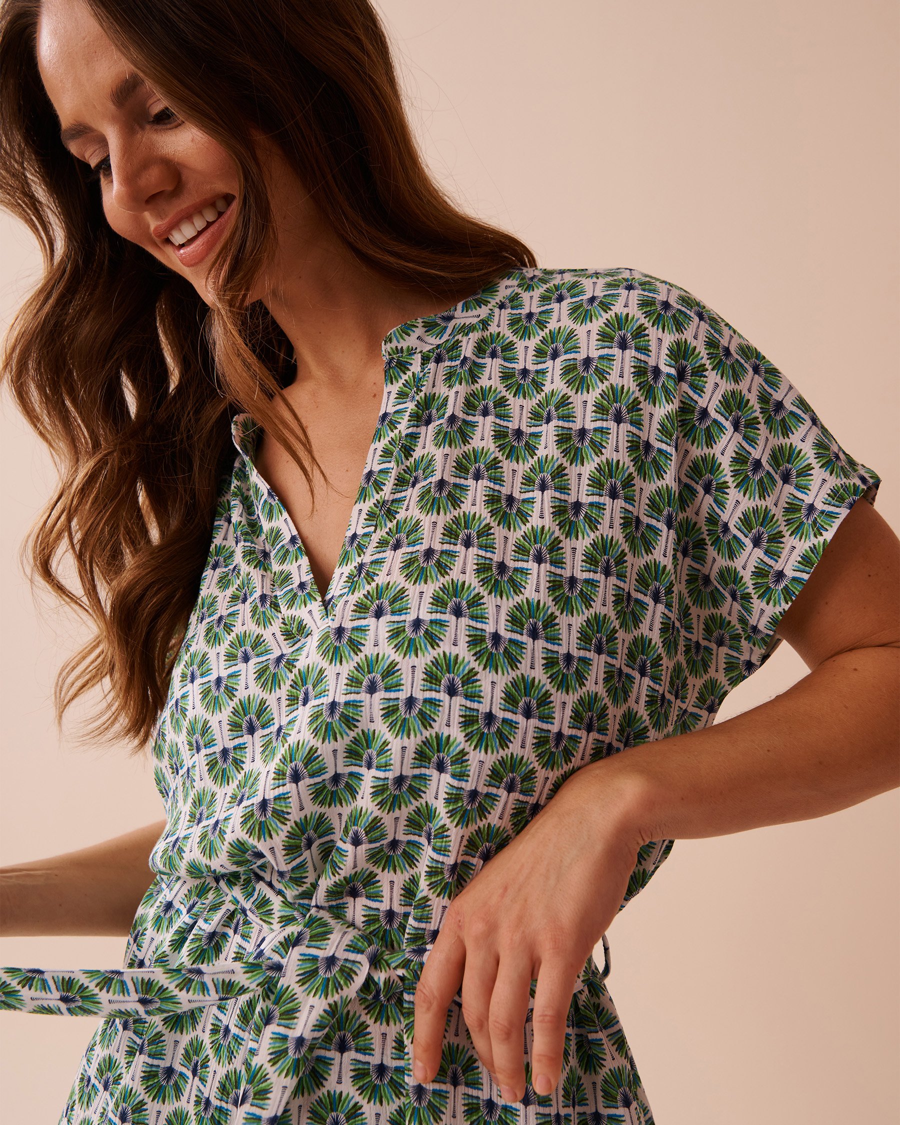 LA VIE EN ROSE AQUA Gauze Short Dress Geo Palm Tree 80300106 - View3