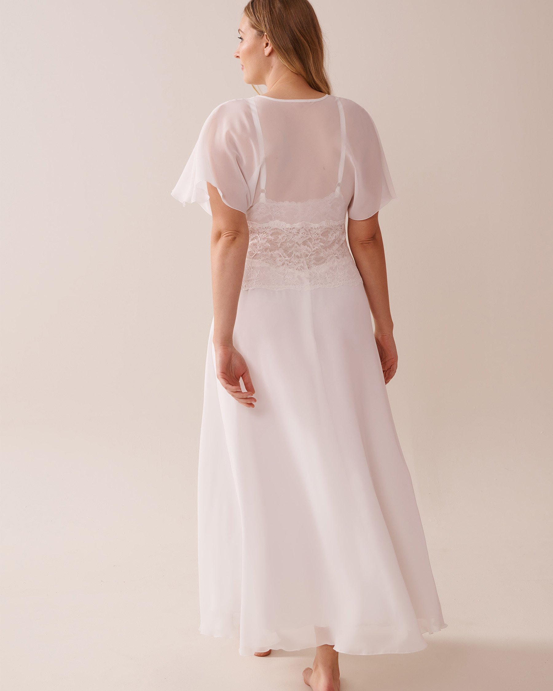 LA VIE EN ROSE Chiffon and Lace Open Front Nightie White 60500180 - View4
