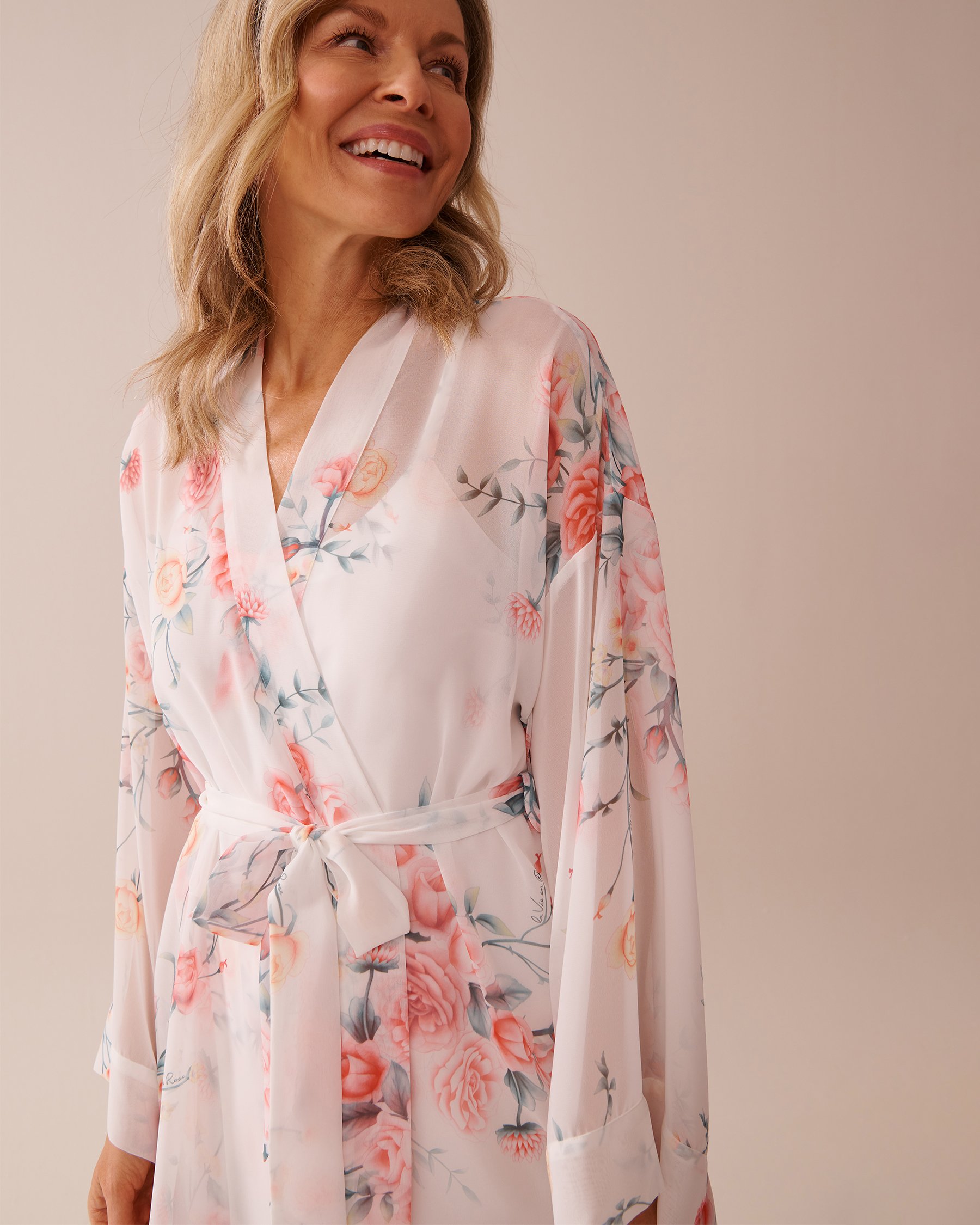 LA VIE EN ROSE Romantic Bouquet Chiffon Kimono Romantic Bouquet 60600090 - View3