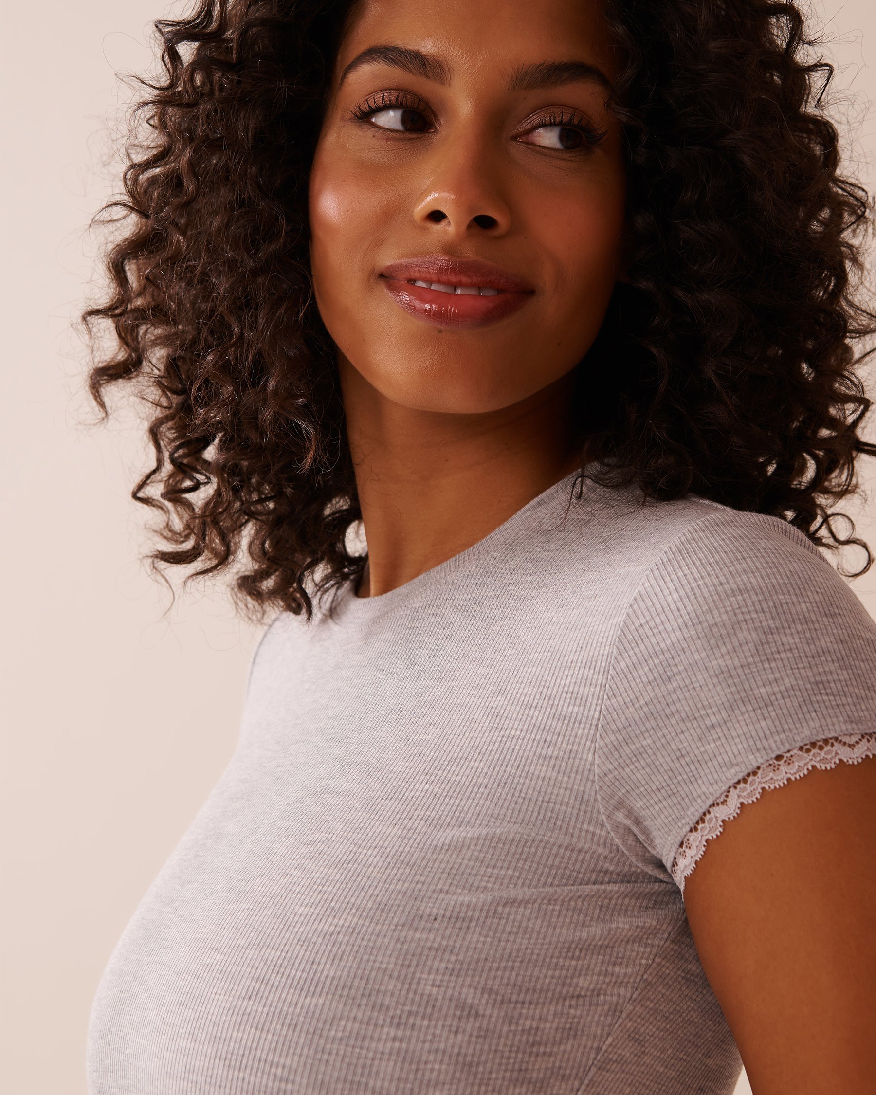 LA VIE EN ROSE Ribbed Modal and Lace Trim T-shirt Grey 60100129 - View3