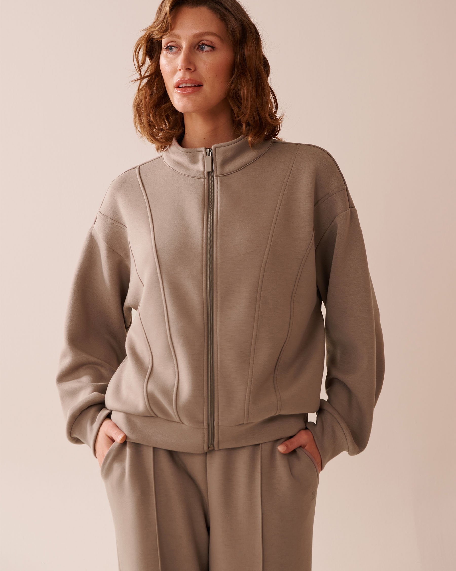 LA VIE EN ROSE Zip-up Sweatshirt Brown 50100100 - View3