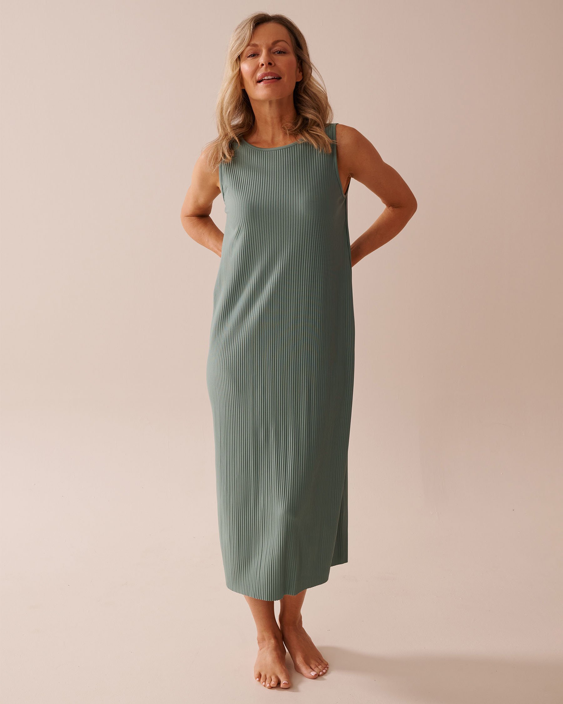 LA VIE EN ROSE Pleated Effect Long Sleeveless Dress Olive Green 50400041 - View1