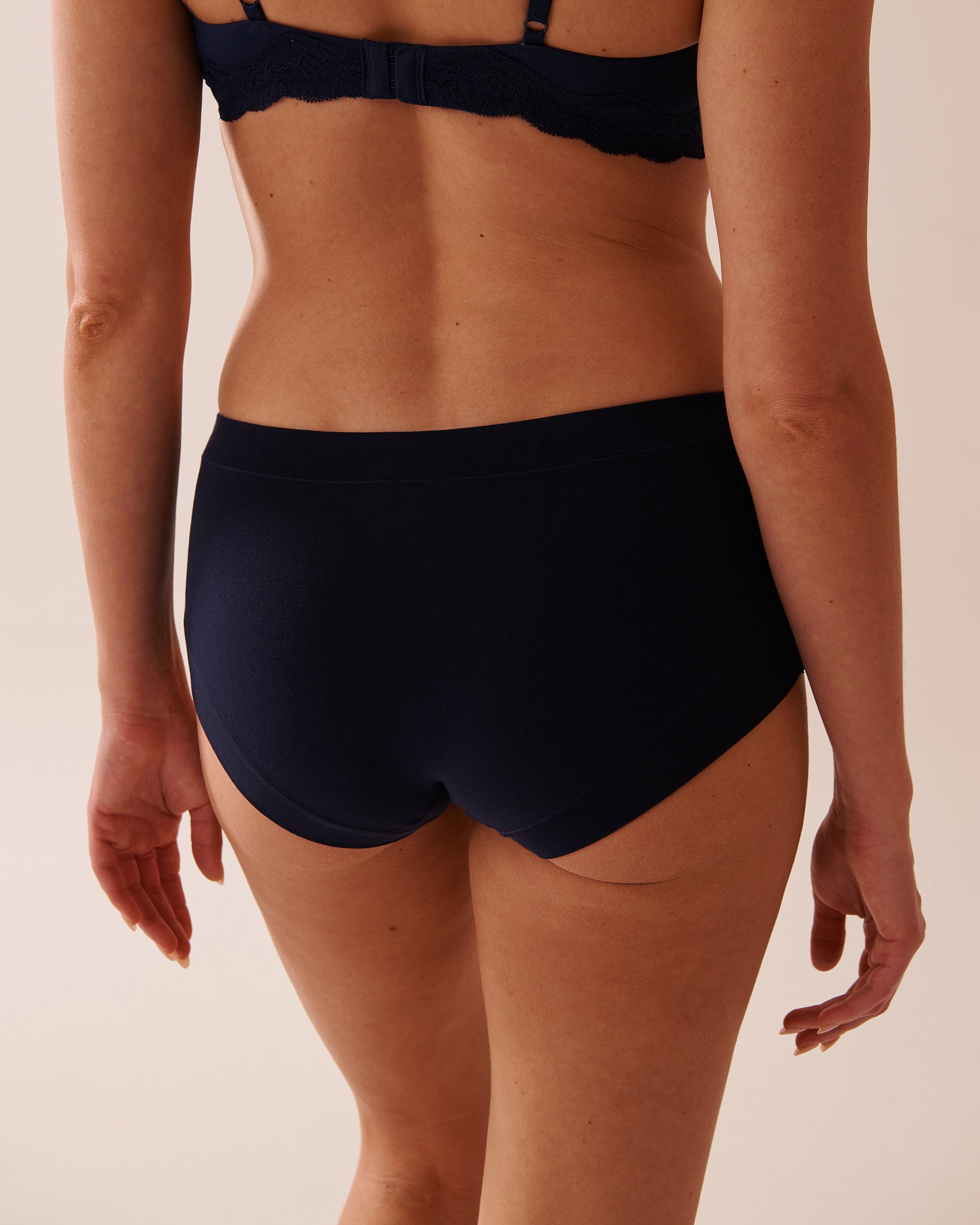LA VIE EN ROSE Modal Boyleg Panty Navy Blue 20200597 - View5