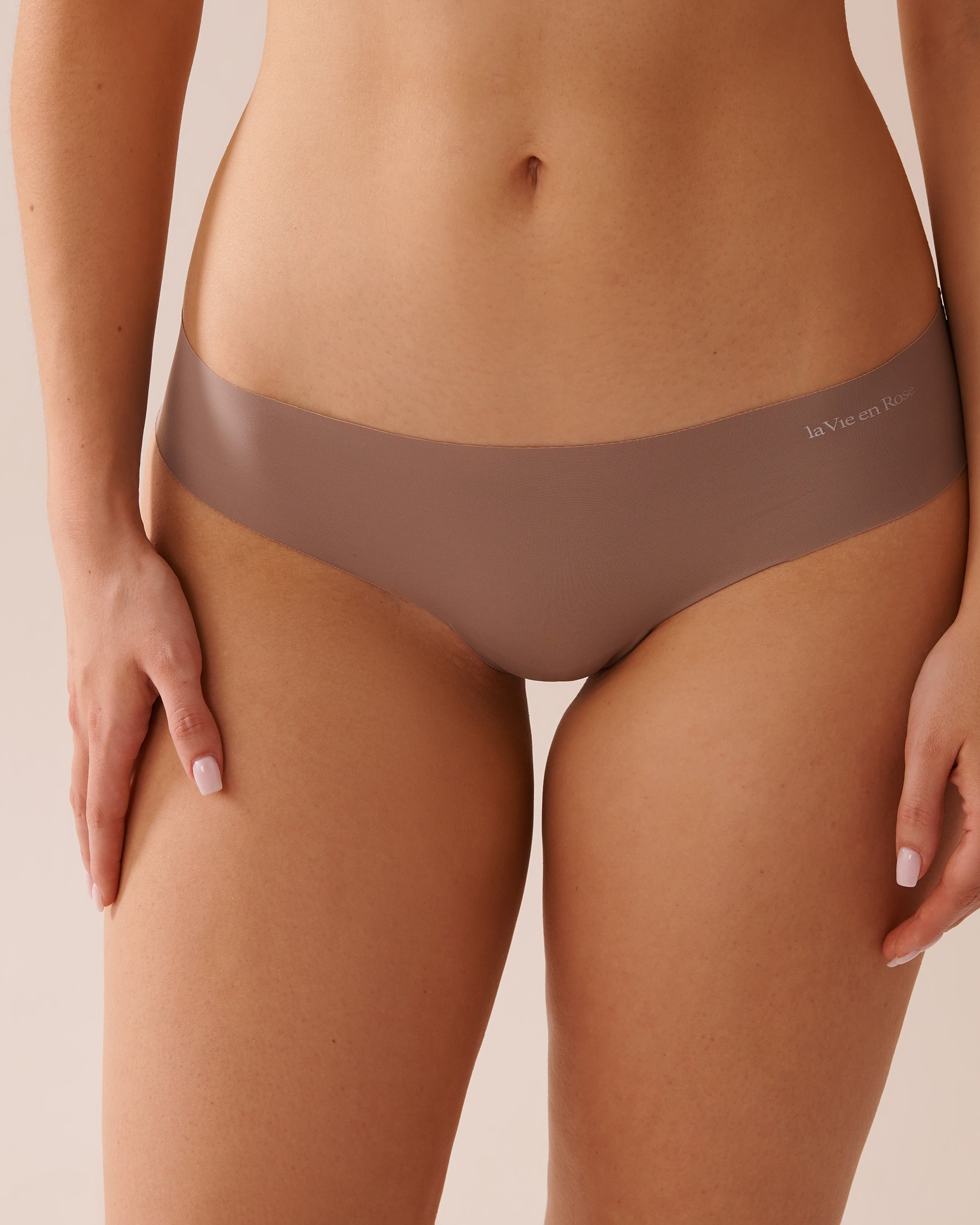 LA VIE EN ROSE Culotte cheeky microfibre invisible Brun 20200602 - Voir1