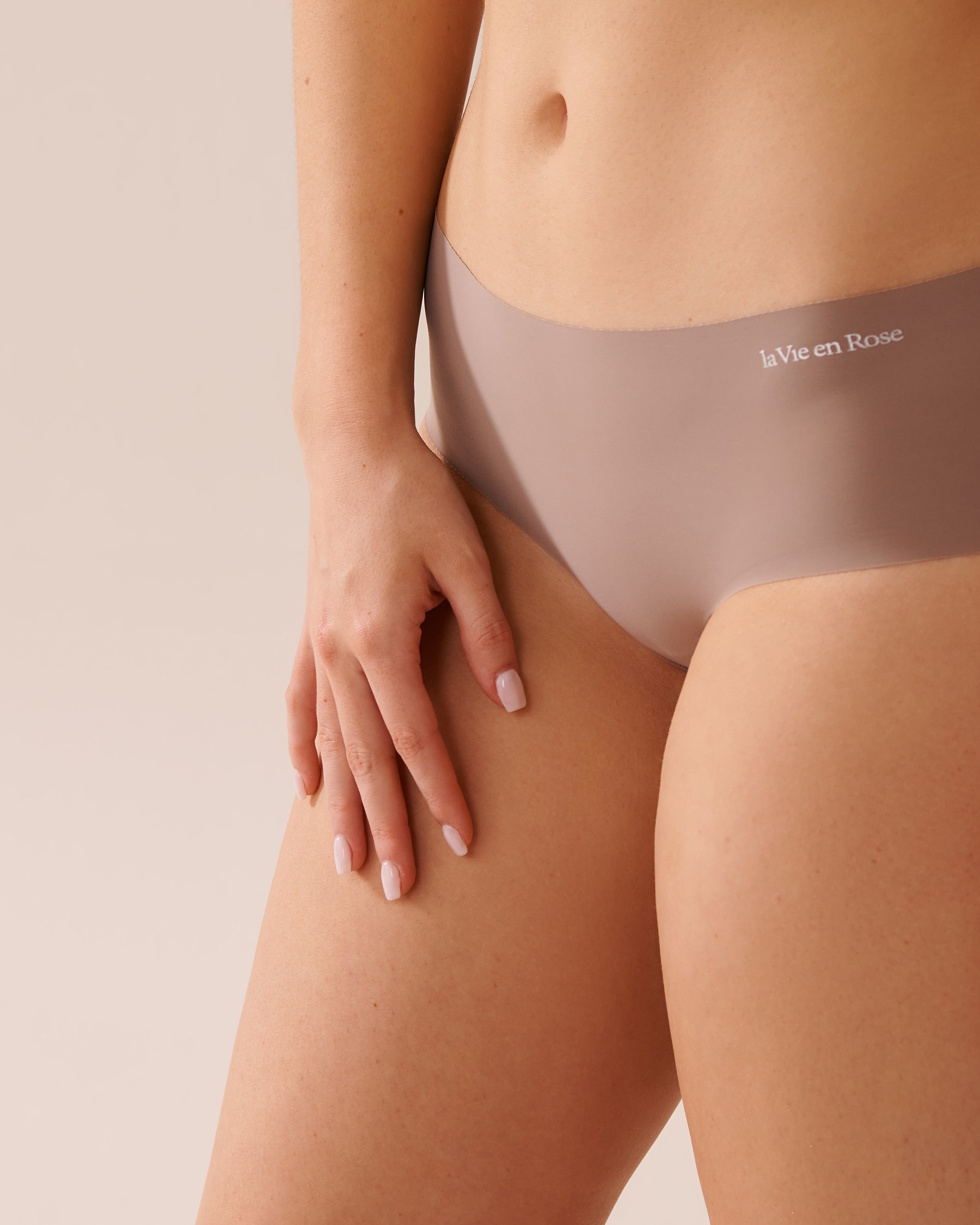 LA VIE EN ROSE Culotte aux hanches microfibre invisible Brun 20200603 - Voir1