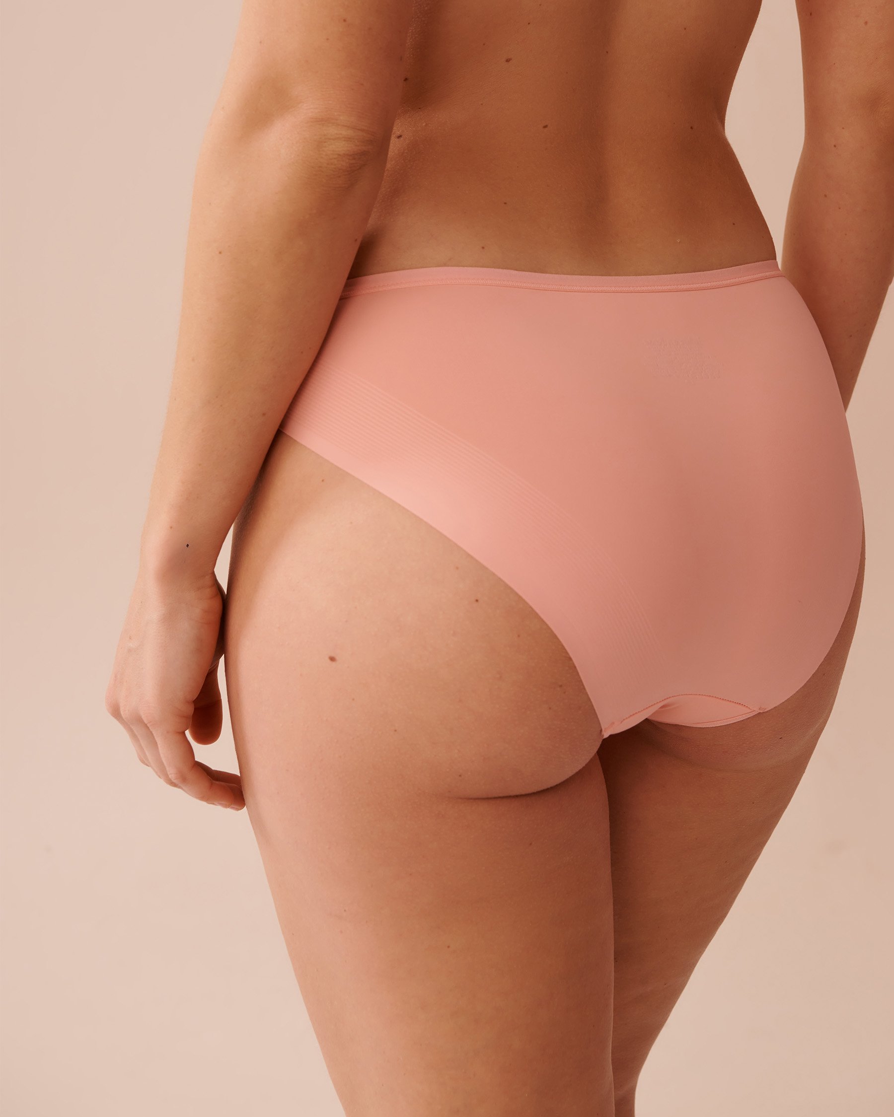 LA VIE EN ROSE Microfiber and Mesh Sleek Back Bikini Panty Peachy Pink Flowers 20300381 - View2