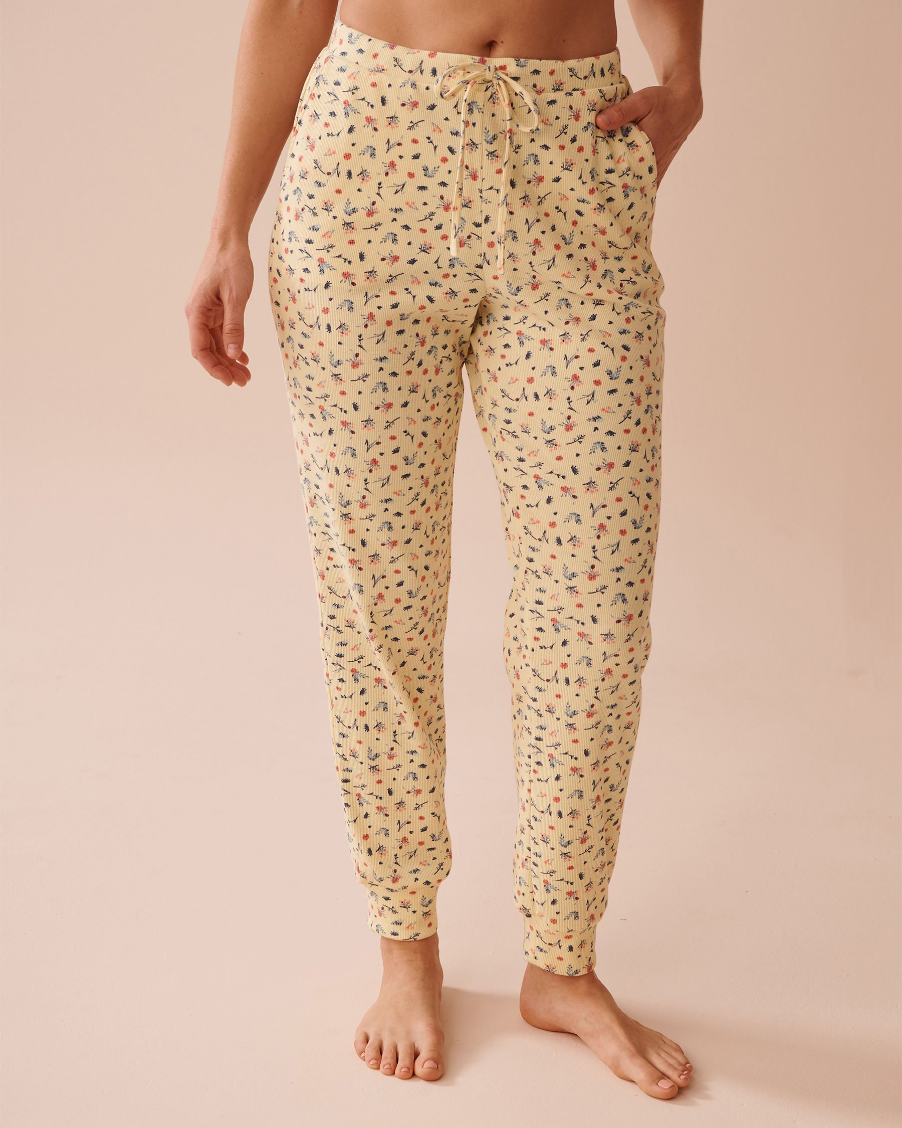 LA VIE EN ROSE Ditsy Floral Print Ribbed Pants Spring Bouquet 40200700 - View1