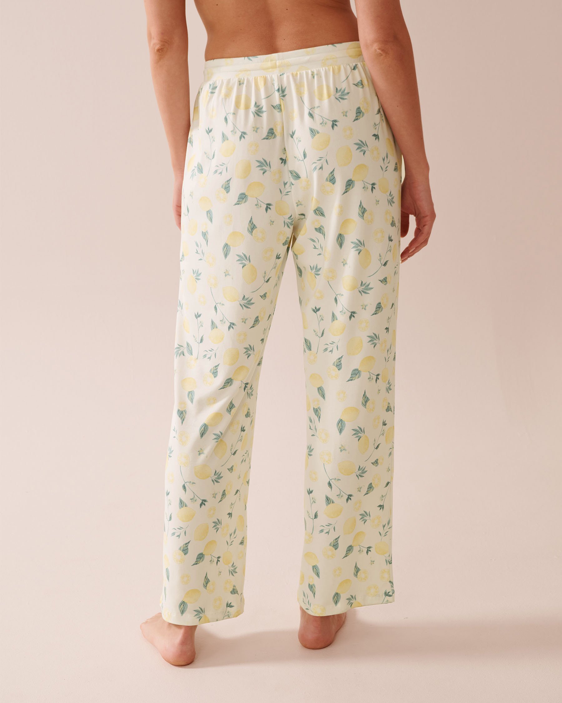 LA VIE EN ROSE Lemon Print Super Soft Pajama Pants White/Lemons 40200704 - View3