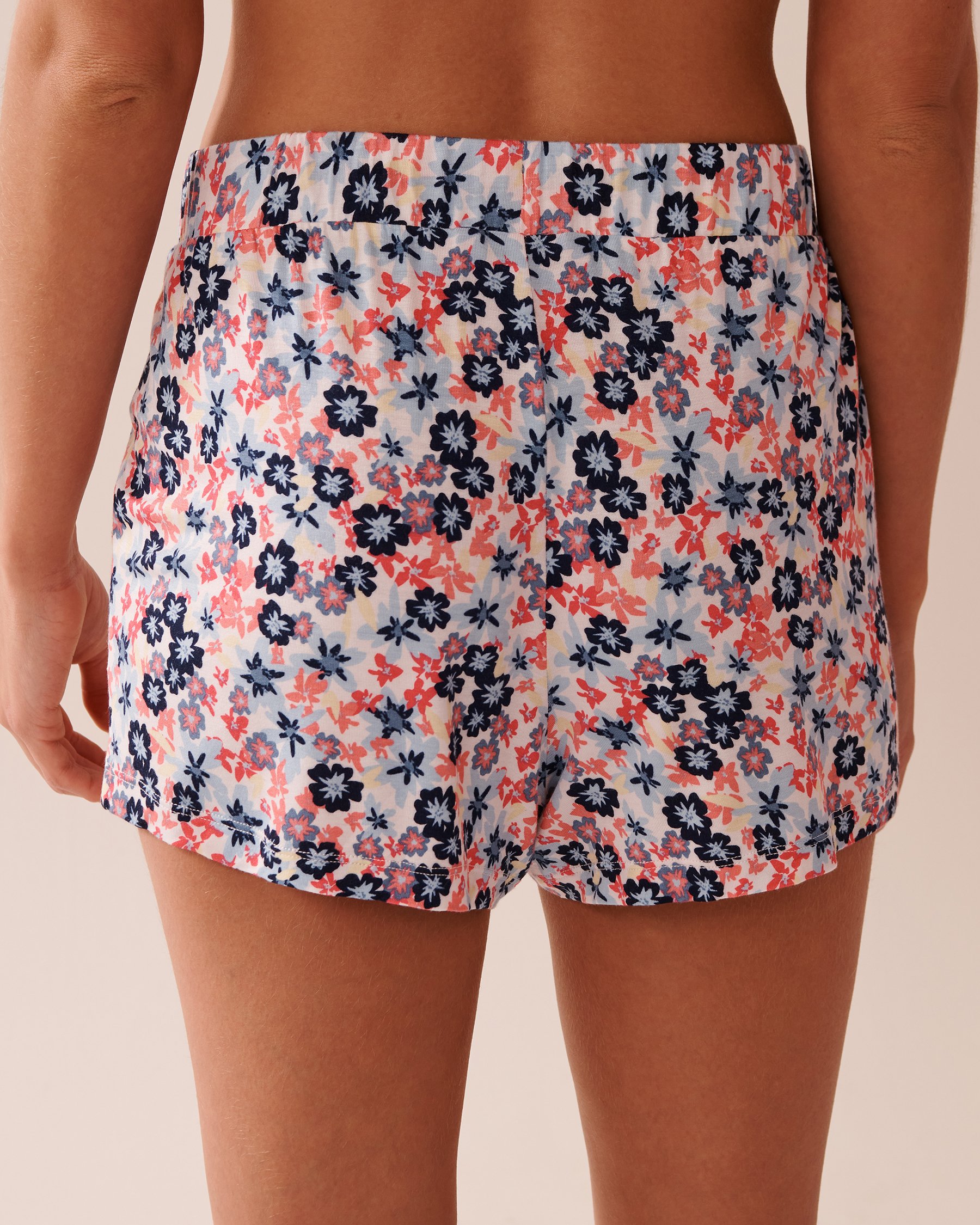 LA VIE EN ROSE Short de pyjama en jersey doux imprimé à fleurs Petites fleurs 40200707 - Voir2