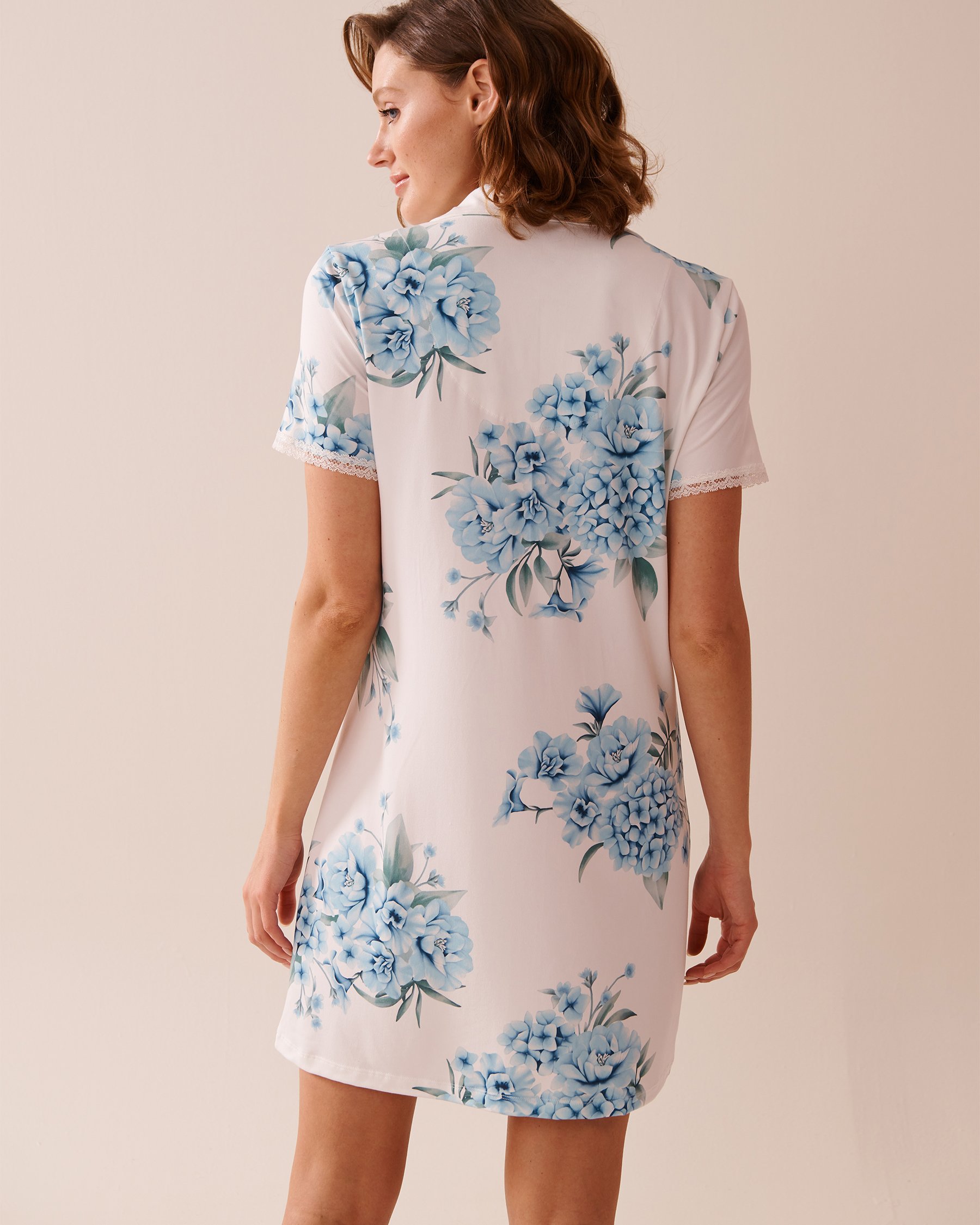 LA VIE EN ROSE Hydrangea Print Super Soft Button-down Sleepshirt Blue Hydrangea Garden 40500418 - View2