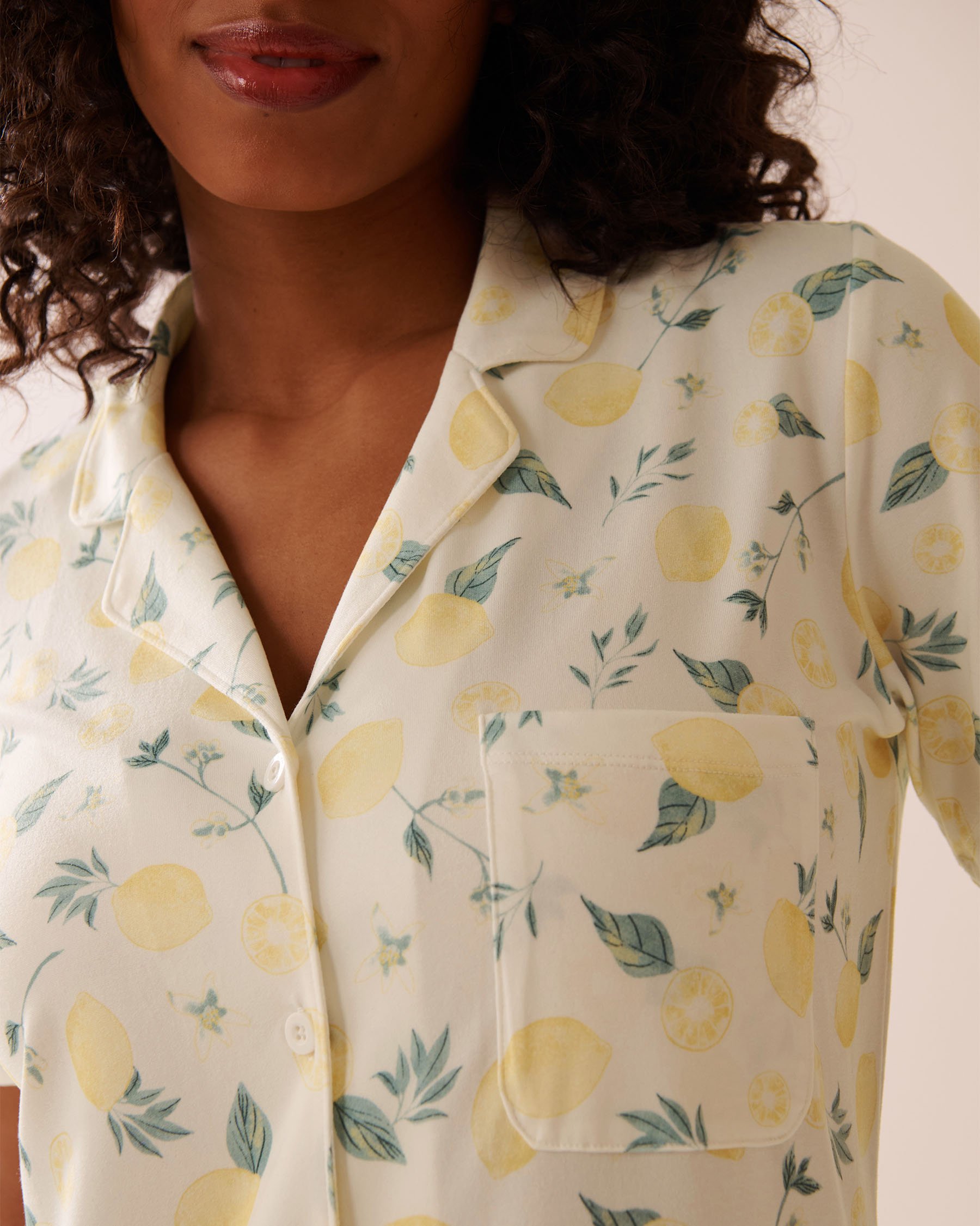 LA VIE EN ROSE Lemon Print Super Soft Button-down Sleepshirt White/Lemons 40500424 - View3