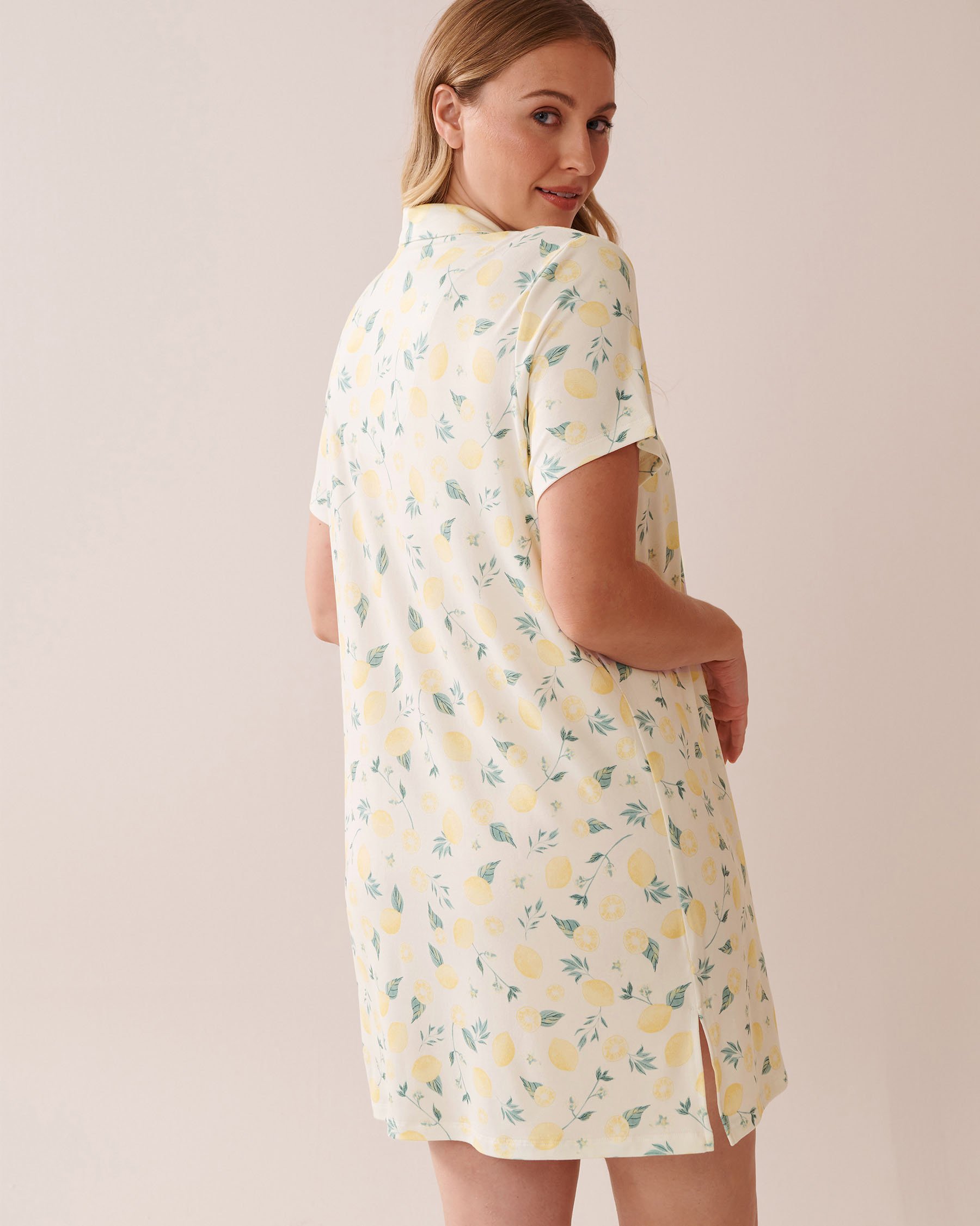 LA VIE EN ROSE Lemon Print Super Soft Button-down Sleepshirt White/Lemons 40500424 - View5