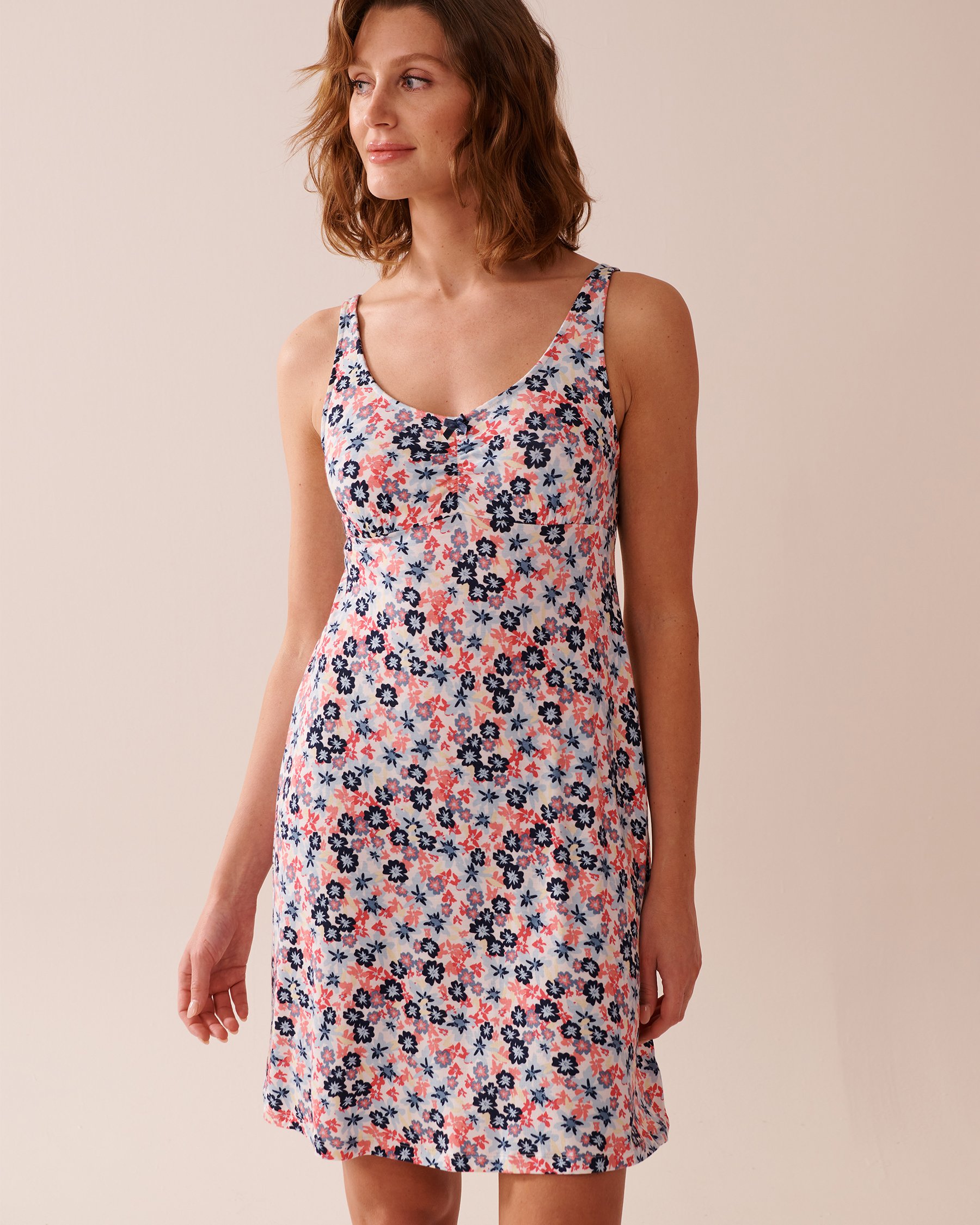 LA VIE EN ROSE Nuisette en jersey doux imprimé à fleurs Petites fleurs 40500425 - Voir1