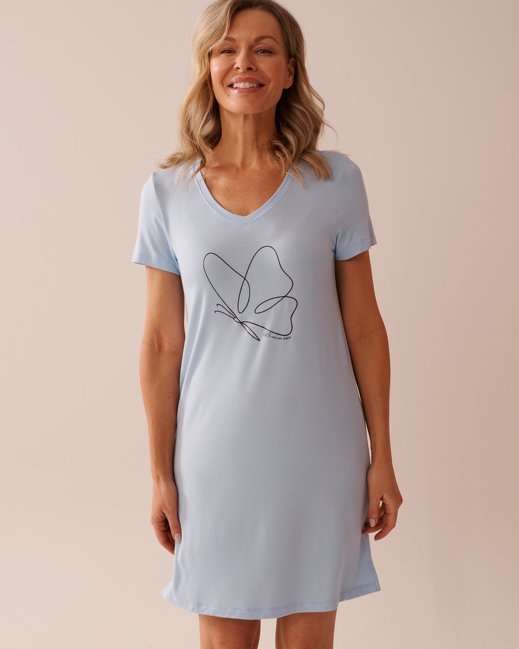 LA VIE EN ROSE Butterfly Print Soft Jersey Short Sleeve Sleepshirt Cool Blue 40500426 - View1