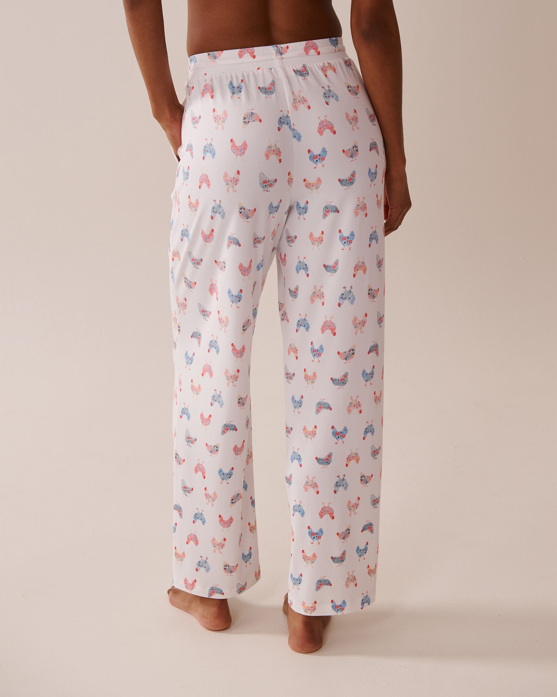LA VIE EN ROSE Chicken Print Super Soft Pajama Pants White/Chickens 40200706 - View2