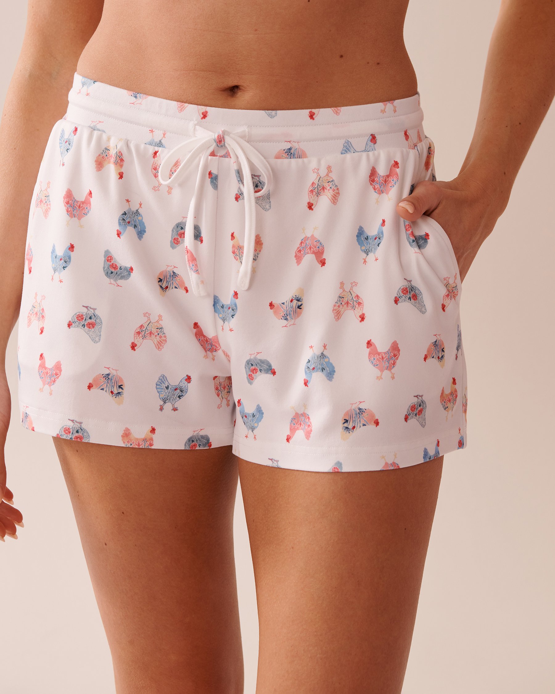 LA VIE EN ROSE Chicken Print Super Soft Pajama Shorts White/Chickens 40200698 - View2