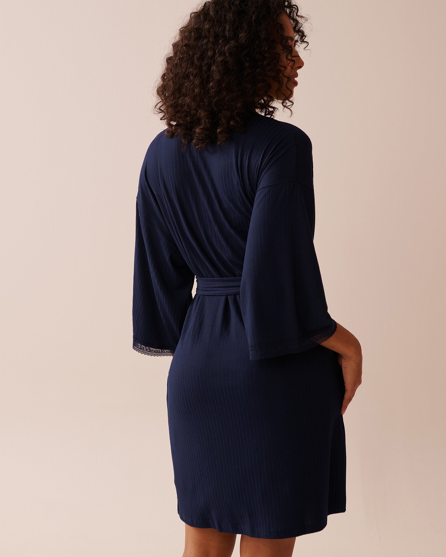 LA VIE EN ROSE Lace Trim Ribbed Jersey Kimono Navy Blue 40600202 - View6