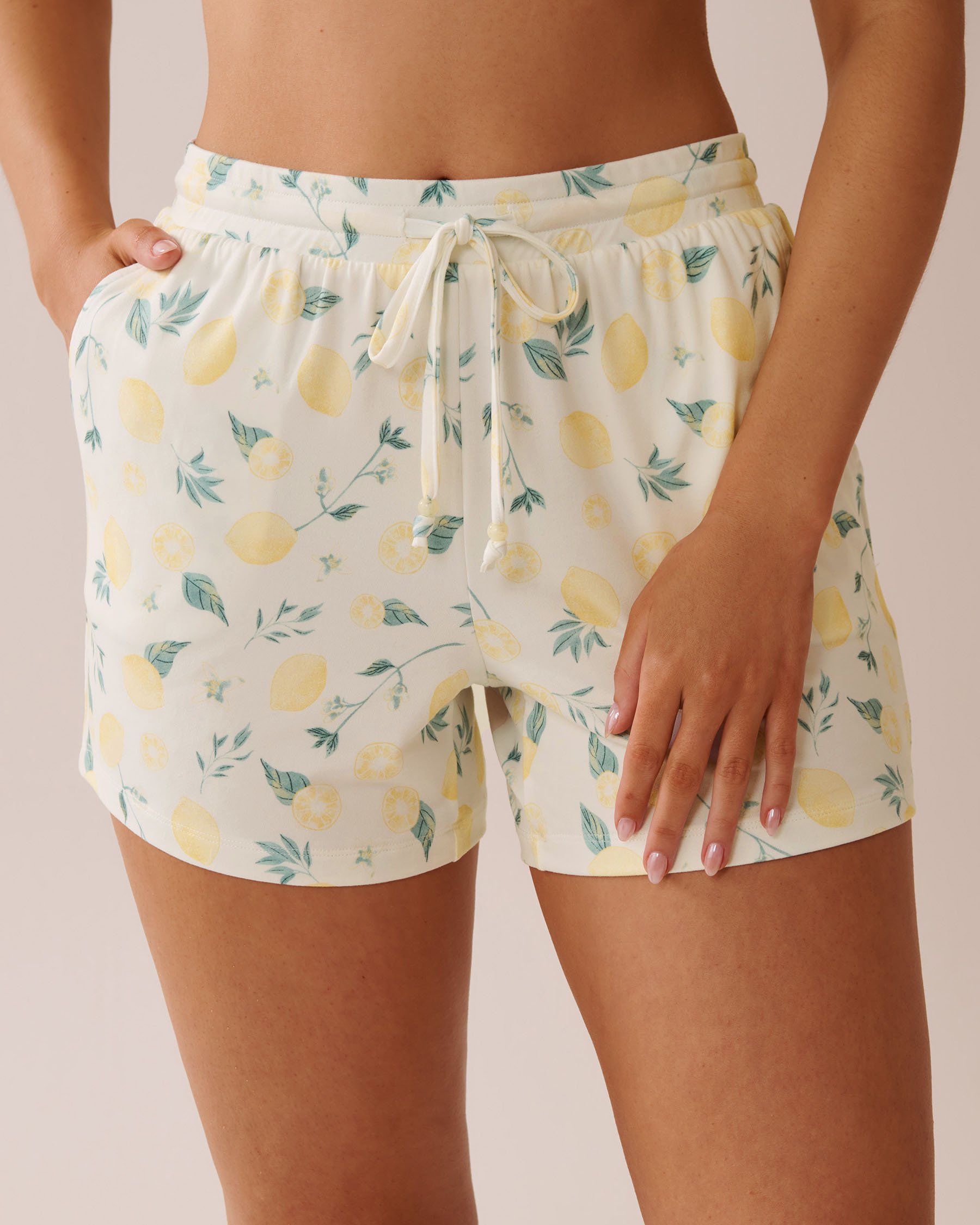 LA VIE EN ROSE Lemon Print Super Soft Bermuda Pajama Shorts White/Lemons 40200703 - View1