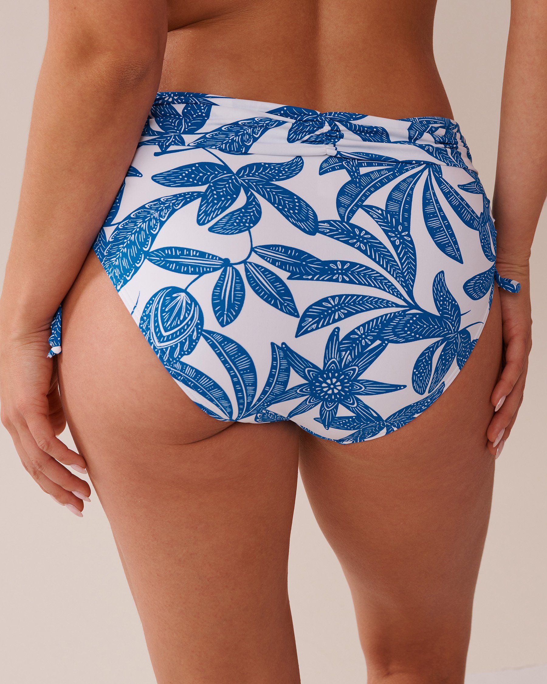 LA VIE EN ROSE AQUA Bas de bikini taille haute plissée noué aux hanches MERMAID GARDEN Jardin de sirène 70300665 - View5