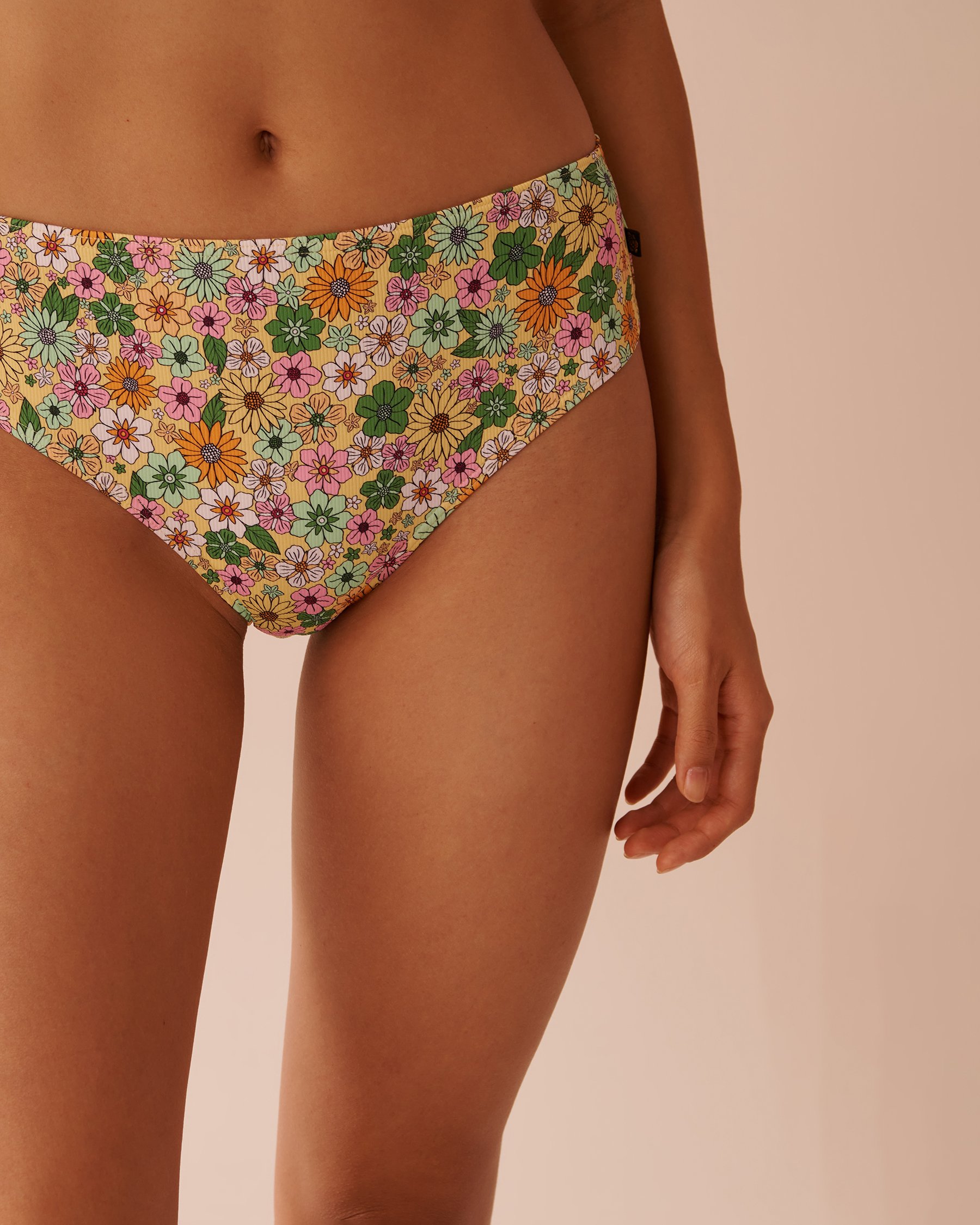 LA VIE EN ROSE AQUA FLOWER POWER Ribbed Mid Waist Cheeky Bikini Bottom Flower Power 70300672 - View3