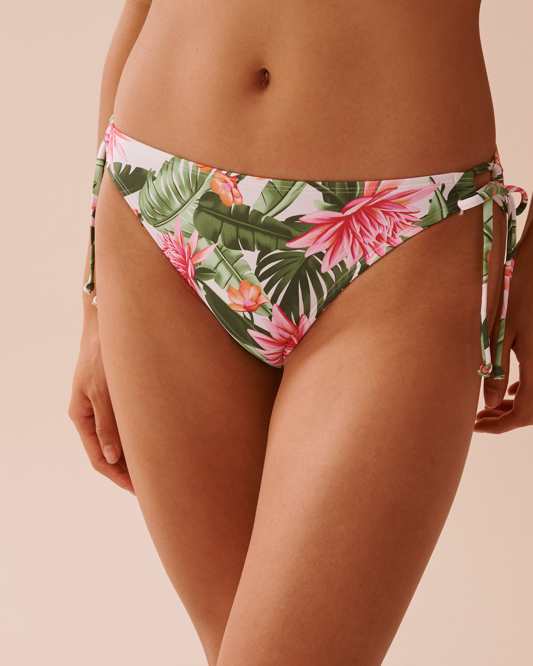 LA VIE EN ROSE AQUA Bas de bikini noué aux hanches WATER LILY Nénuphar tropical 70300673 - Voir1