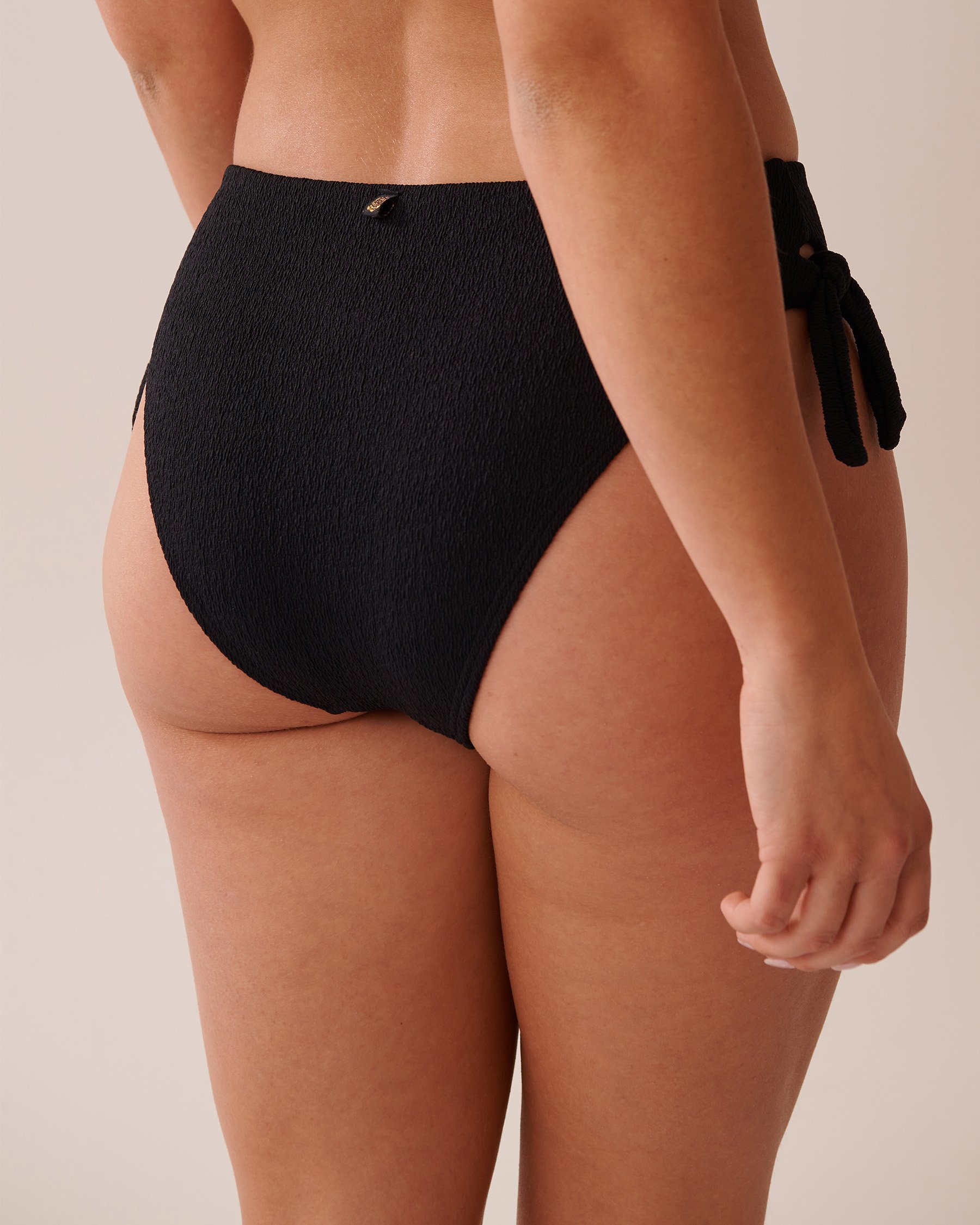 LA VIE EN ROSE AQUA SOLID Textured Side Tie Bikini Bottom Black 70300660 - View3