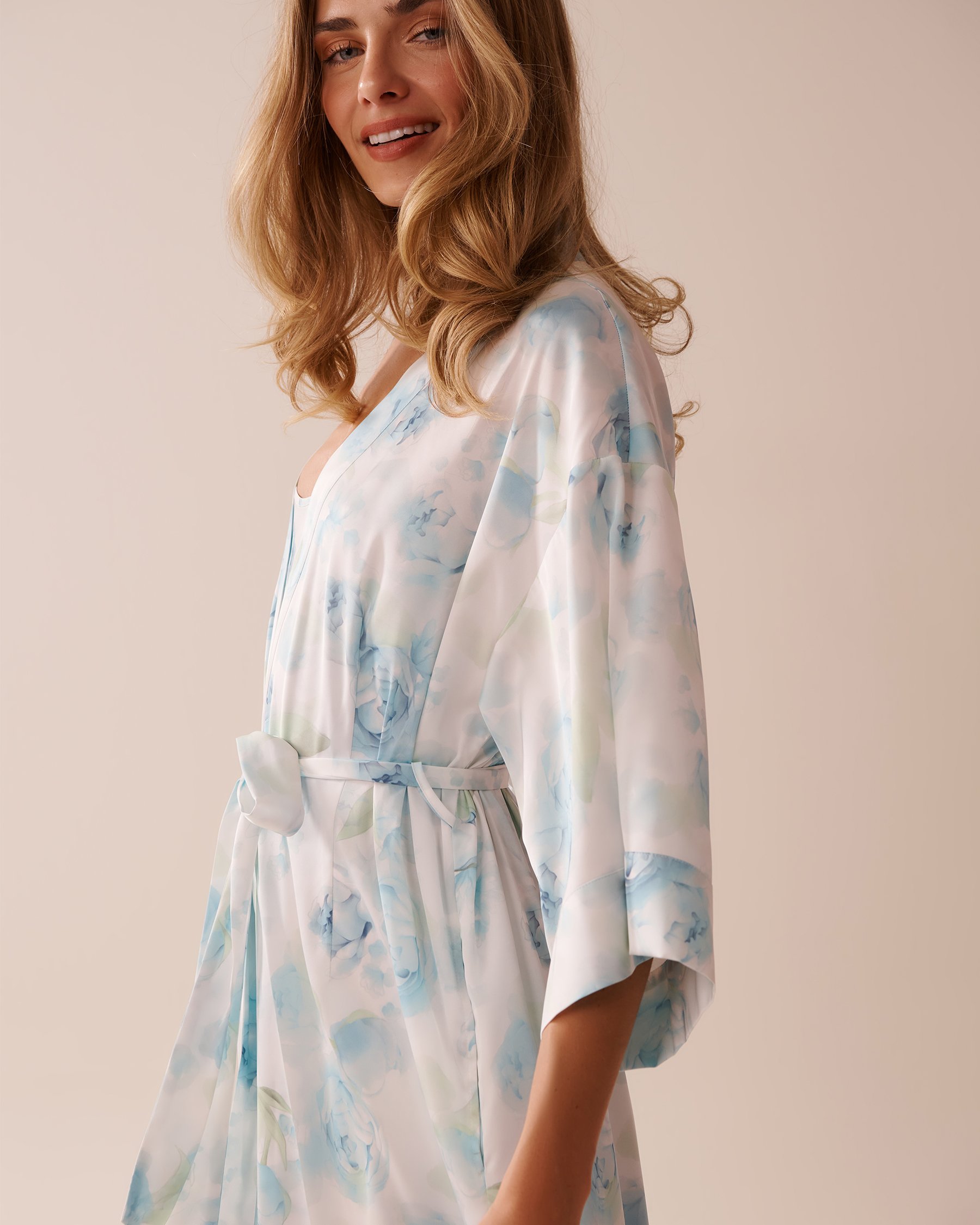 LA VIE EN ROSE Blue Rose Print Long Satin Kimono Blue Rose 60600093 - View6