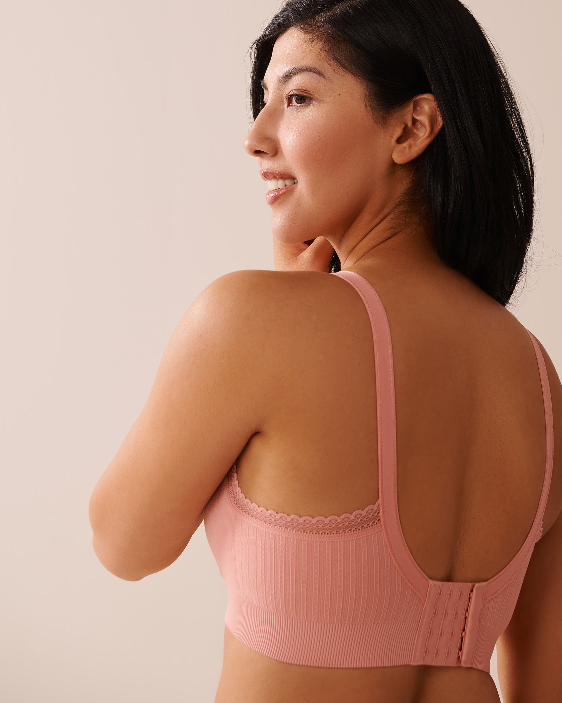 LA VIE EN ROSE Seamless Nursing Bralette Pastel Blue 10200504 - View2