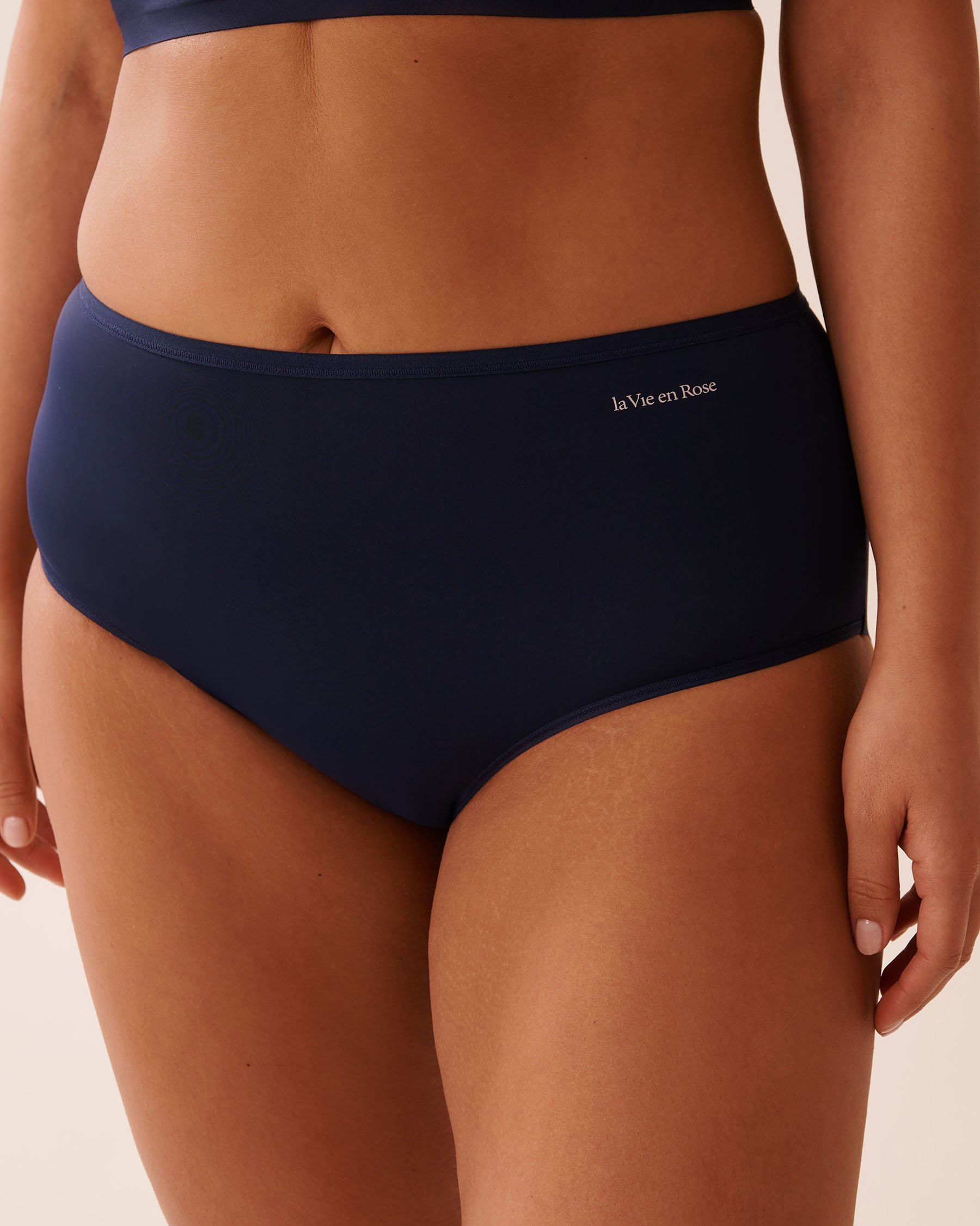 LA VIE EN ROSE Microfiber Sleek Back High Waist Bikini Panty Navy Blue 20300412 - View4