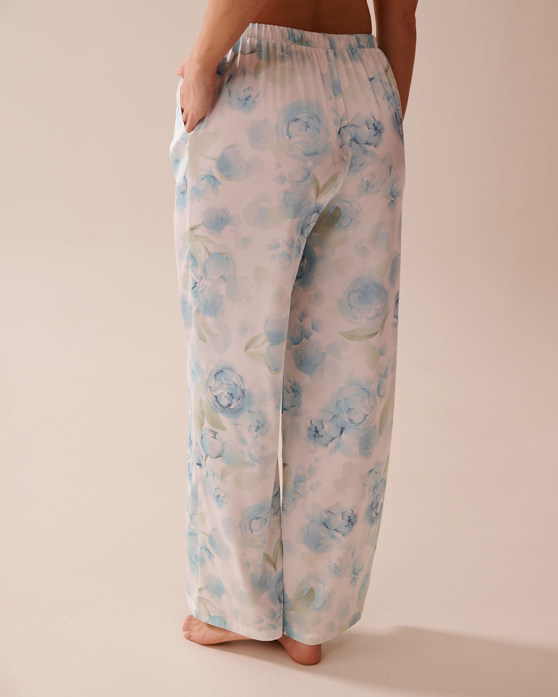 LA VIE EN ROSE Blue Rose Print Satin Pants Blue Rose 60200127 - View2