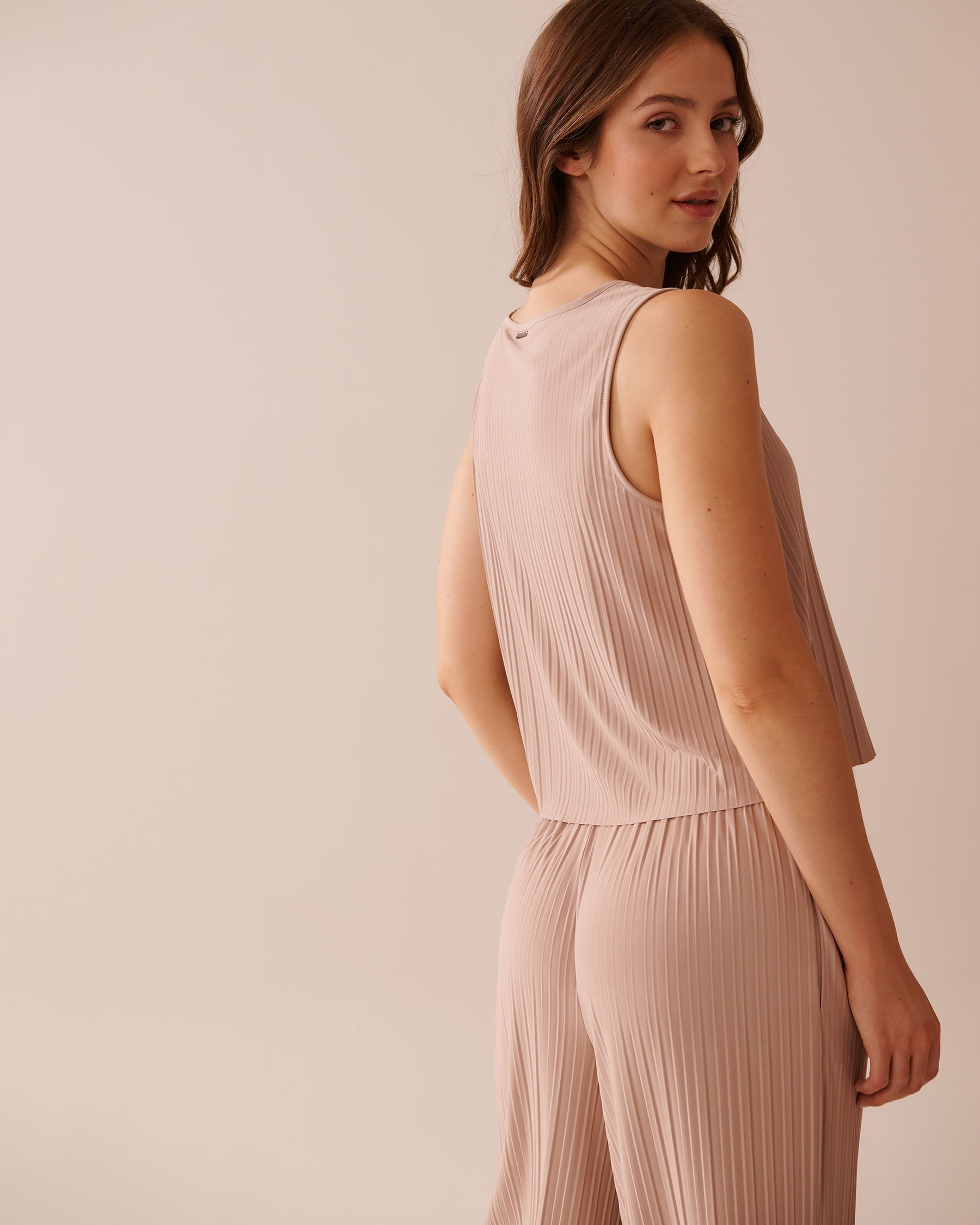 LA VIE EN ROSE Lightweight Pleated Effect Cami Beige 50100104 - View2
