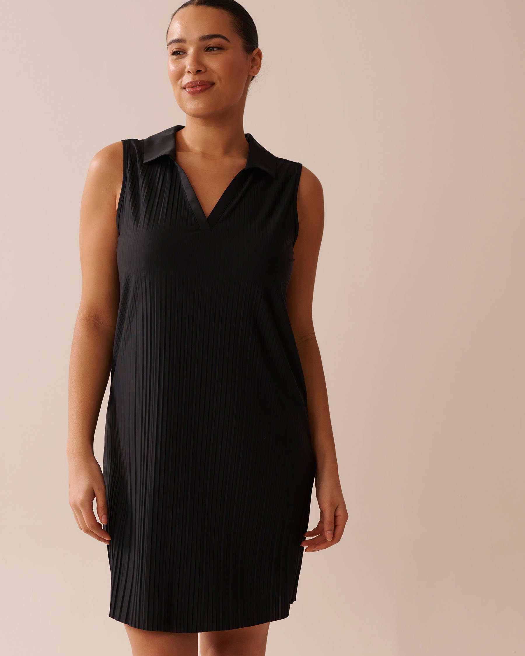 LA VIE EN ROSE Lightweight Pleated Effect Shirt Collar Dress Black 50400042 - View1