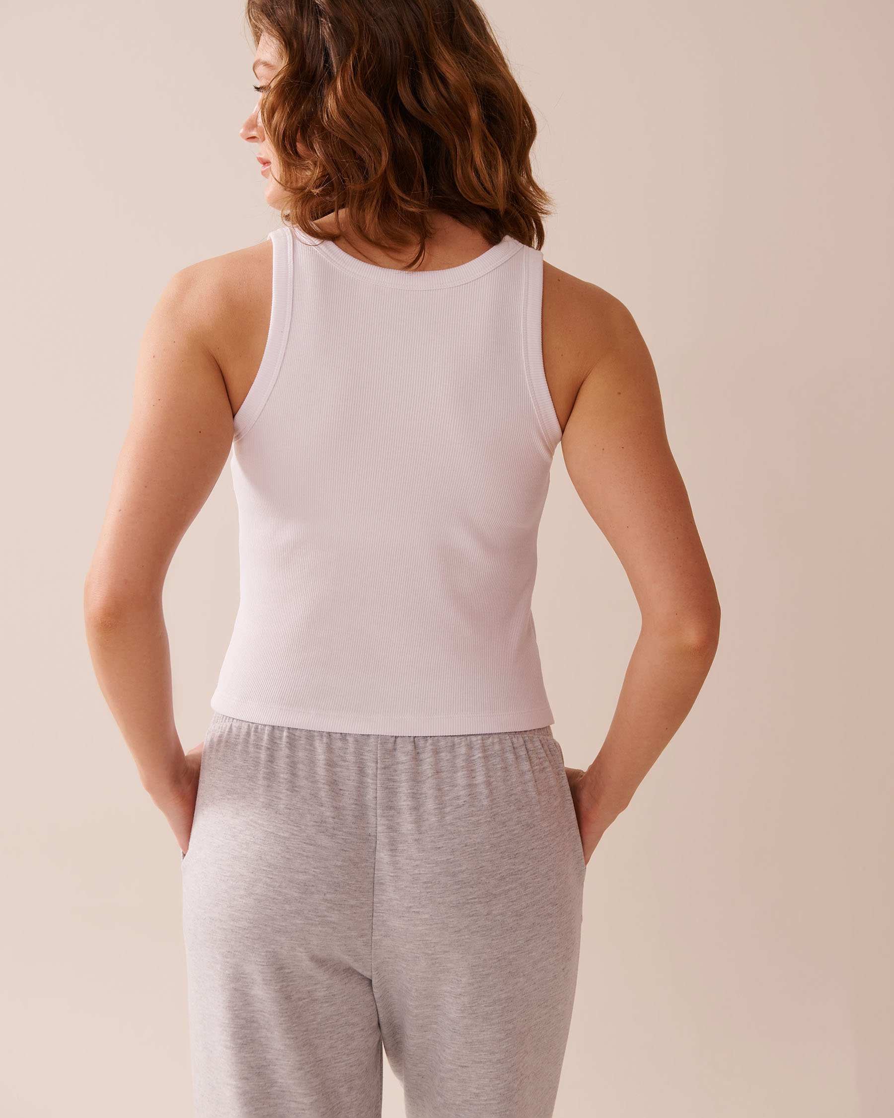 LA VIE EN ROSE Ribbed Cotton Cami with Shelf Bra White 50100108 - View2