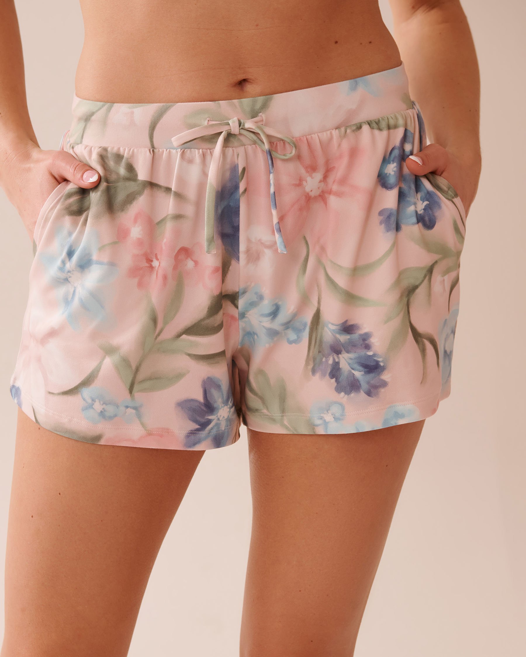 LA VIE EN ROSE Short de pyjama ultra doux imprimé fleurs aquarelle Fleurs en aquarelle 40200731 - View1