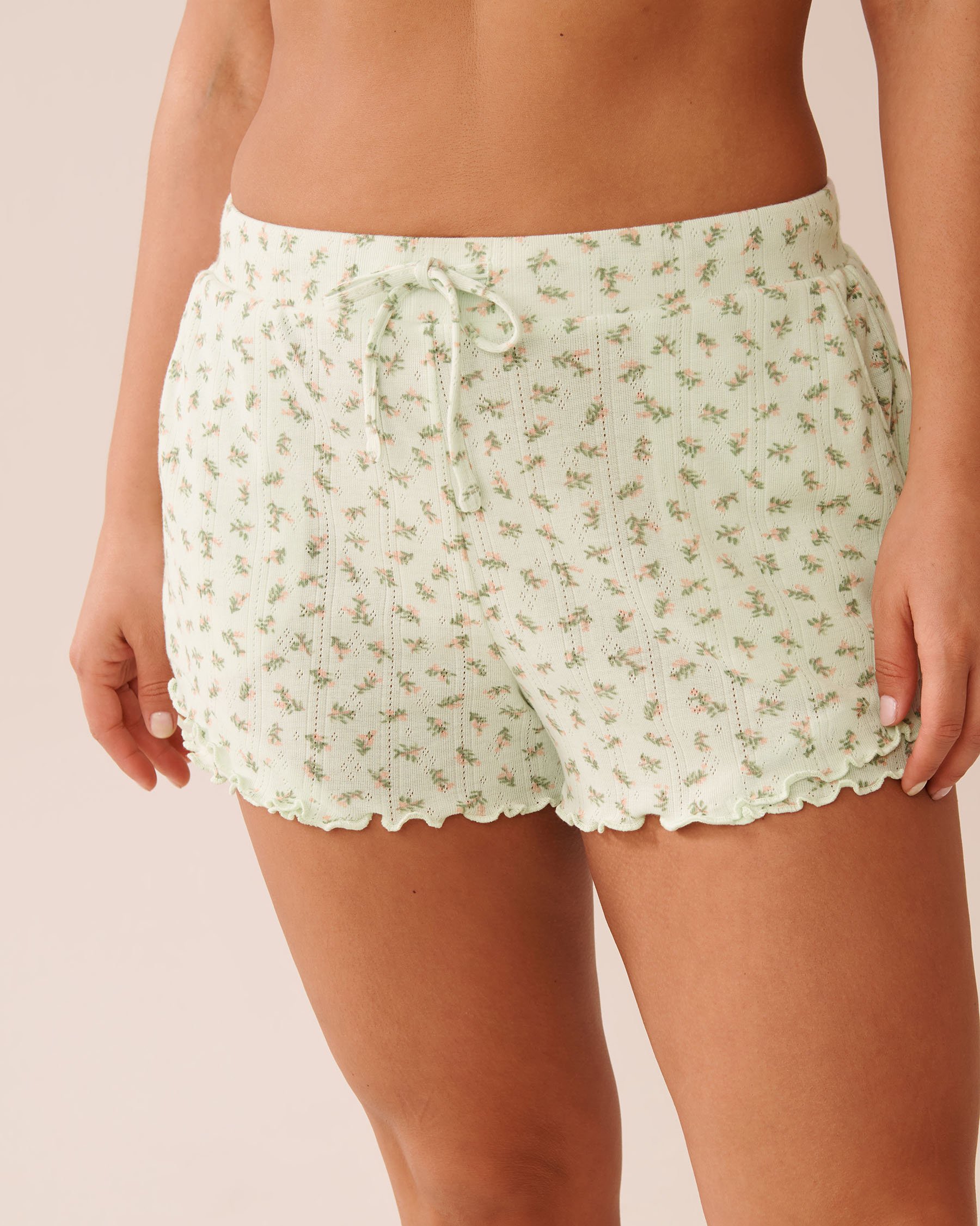 LA VIE EN ROSE Ditsy Floral Print Lettuce Edge Pointelle Pajama Shorts Small Bouquets 40200722 - View4