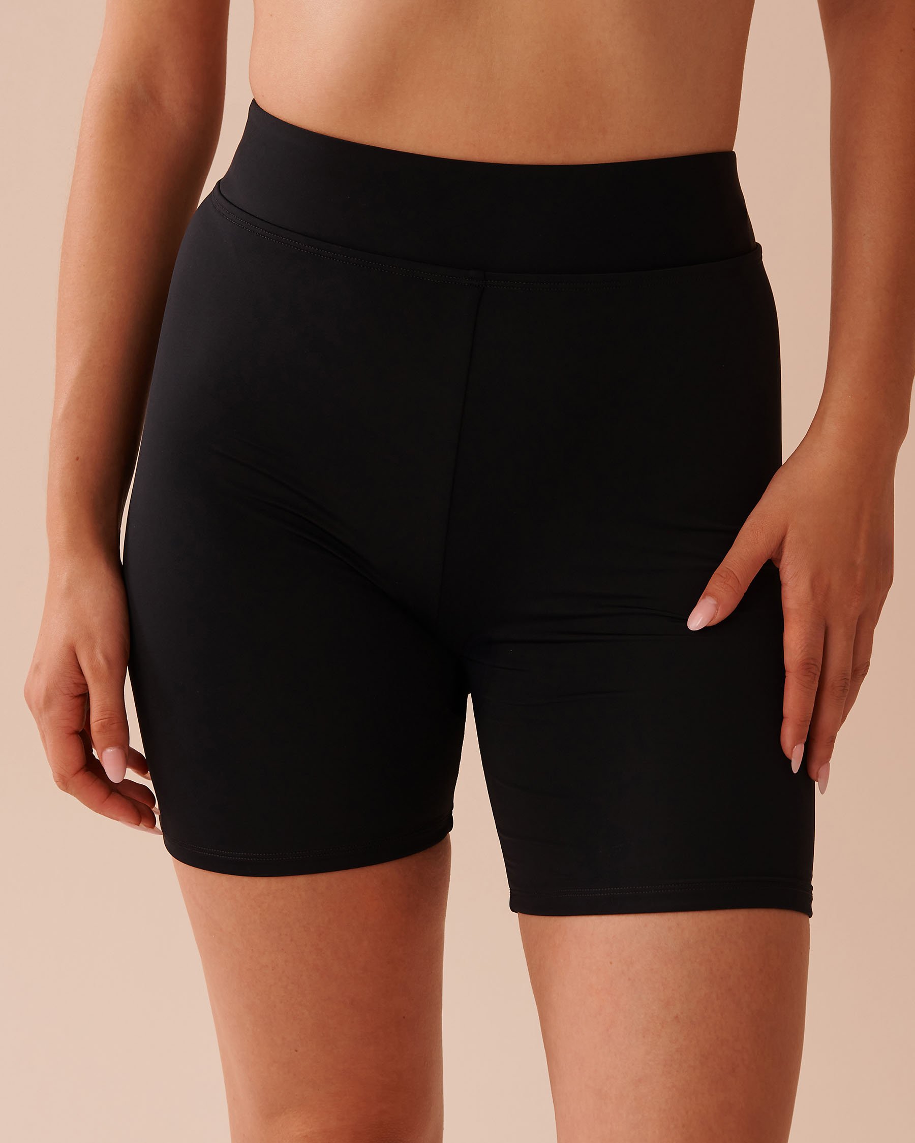 LA VIE EN ROSE AQUA Short de bain long à taille haute BLACK Noir 70300636 - Voir1