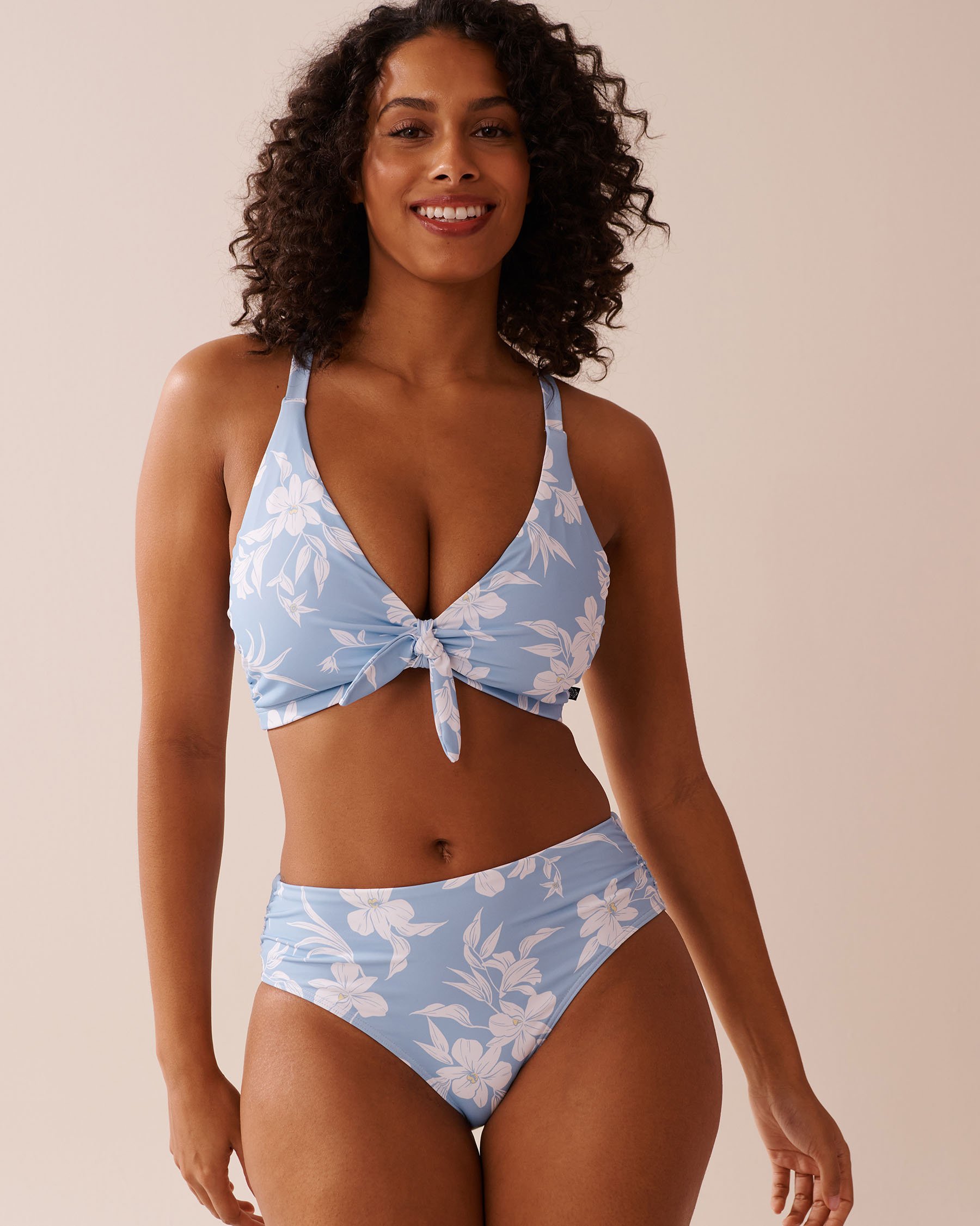 LA VIE EN ROSE AQUA LILY GARDEN D Cup Triangle Bikini Top Lily Garden 70200169 - View1