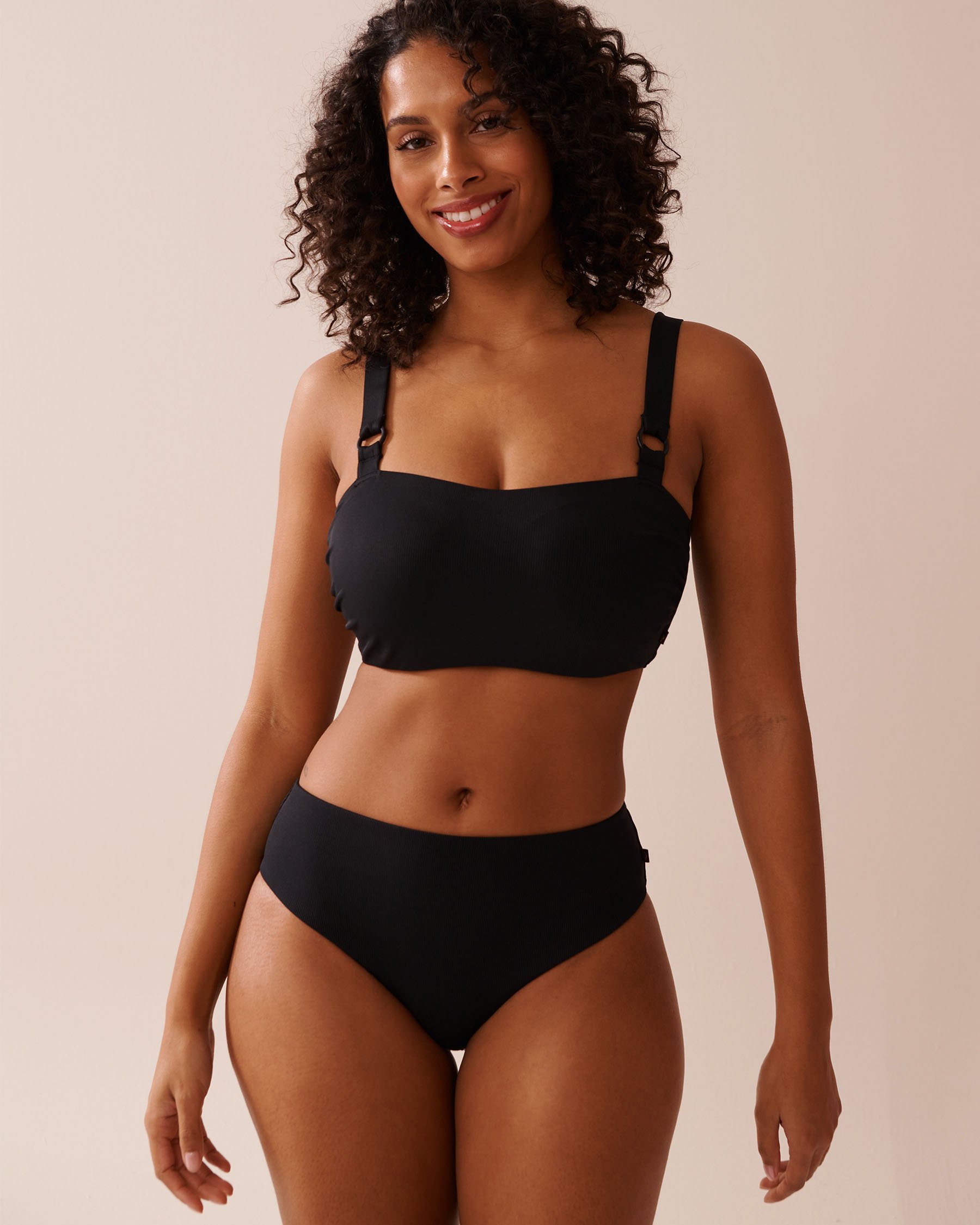 LA VIE EN ROSE AQUA SOLID Recycled Fibers Ribbed Mid-rise Cheeky Bikini Bottom Black 70300688 - View5